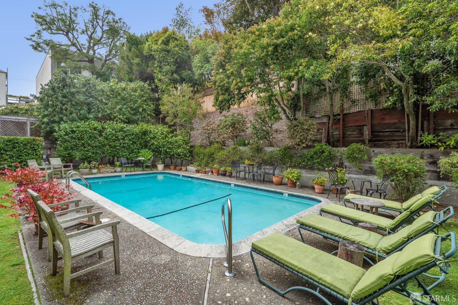 Detail Gallery Image 34 of 38 For 2760 Sacramento St #12,  San Francisco,  CA 94115 - 2 Beds | 1 Baths