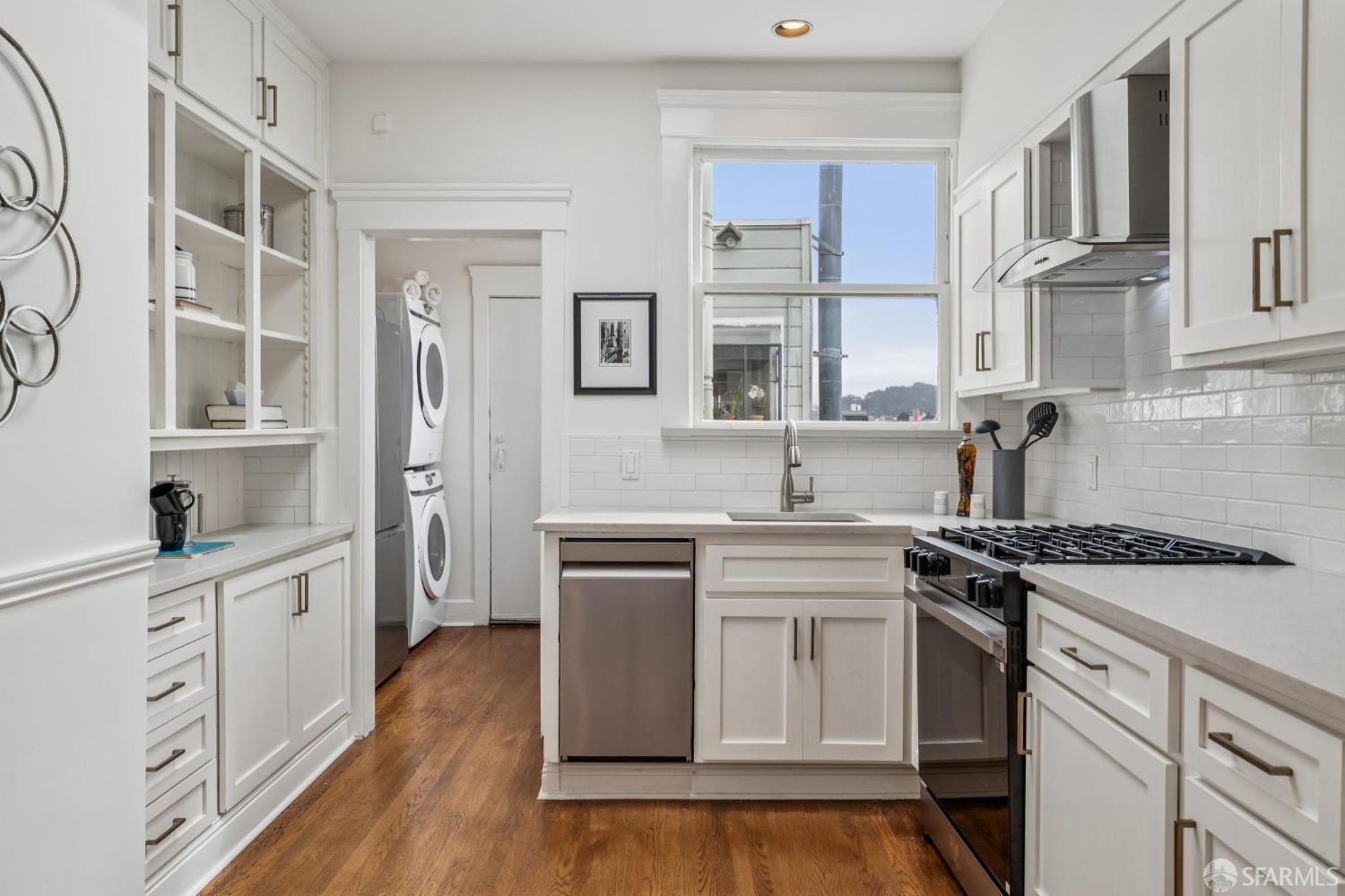 Detail Gallery Image 21 of 38 For 2760 Sacramento St #12,  San Francisco,  CA 94115 - 2 Beds | 1 Baths