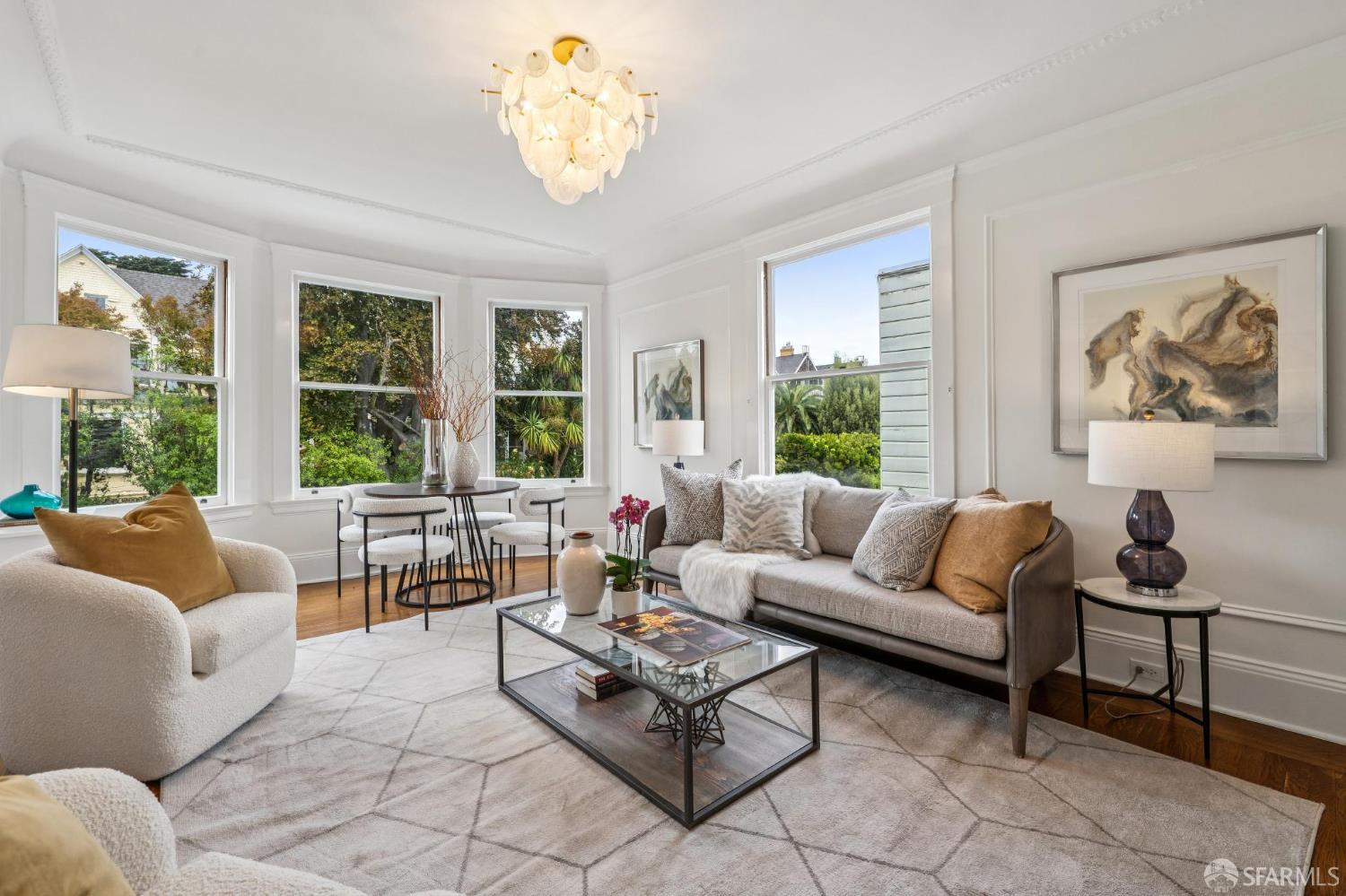 Detail Gallery Image 3 of 38 For 2760 Sacramento St #12,  San Francisco,  CA 94115 - 2 Beds | 1 Baths