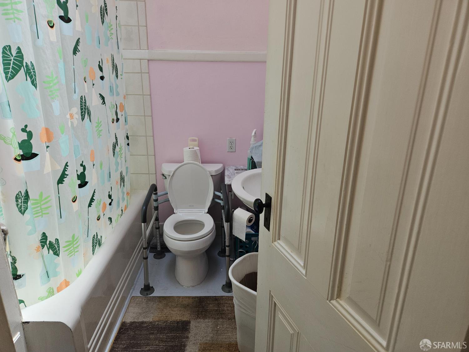 Detail Gallery Image 21 of 32 For 841 Fulton St, San Francisco,  CA 94117 - – Beds | – Baths