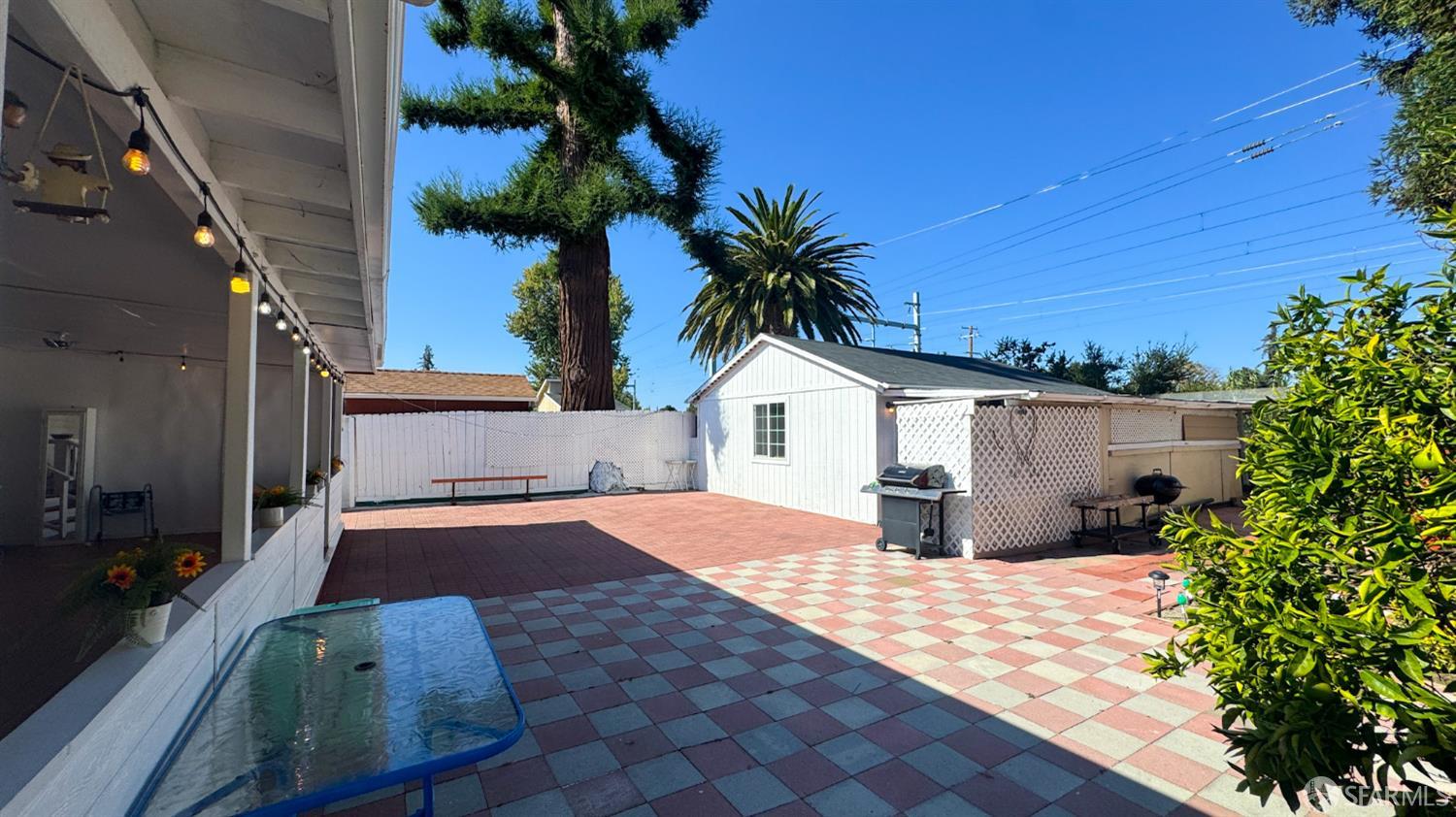 Detail Gallery Image 35 of 39 For 3071 Glendale Ave, Redwood City,  CA 94063 - 4 Beds | 2 Baths