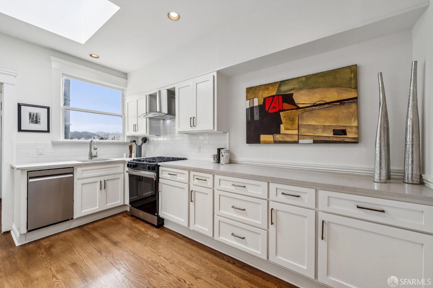 Detail Gallery Image 19 of 38 For 2760 Sacramento St #12,  San Francisco,  CA 94115 - 2 Beds | 1 Baths