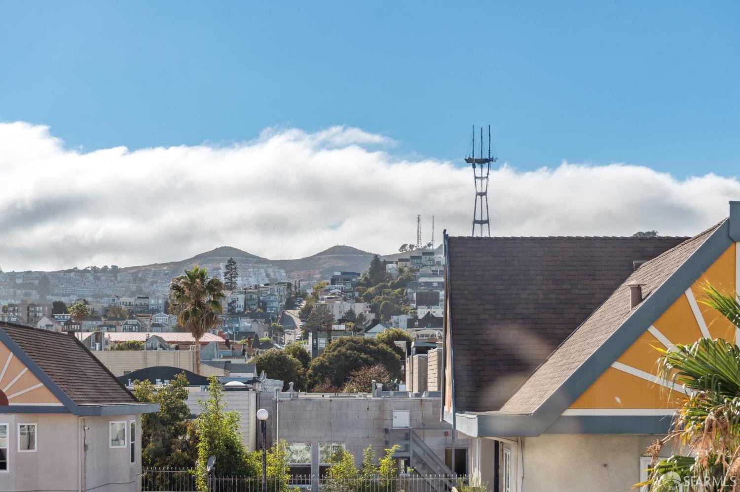 Photo #3: 425075874 Listing: Photo #3