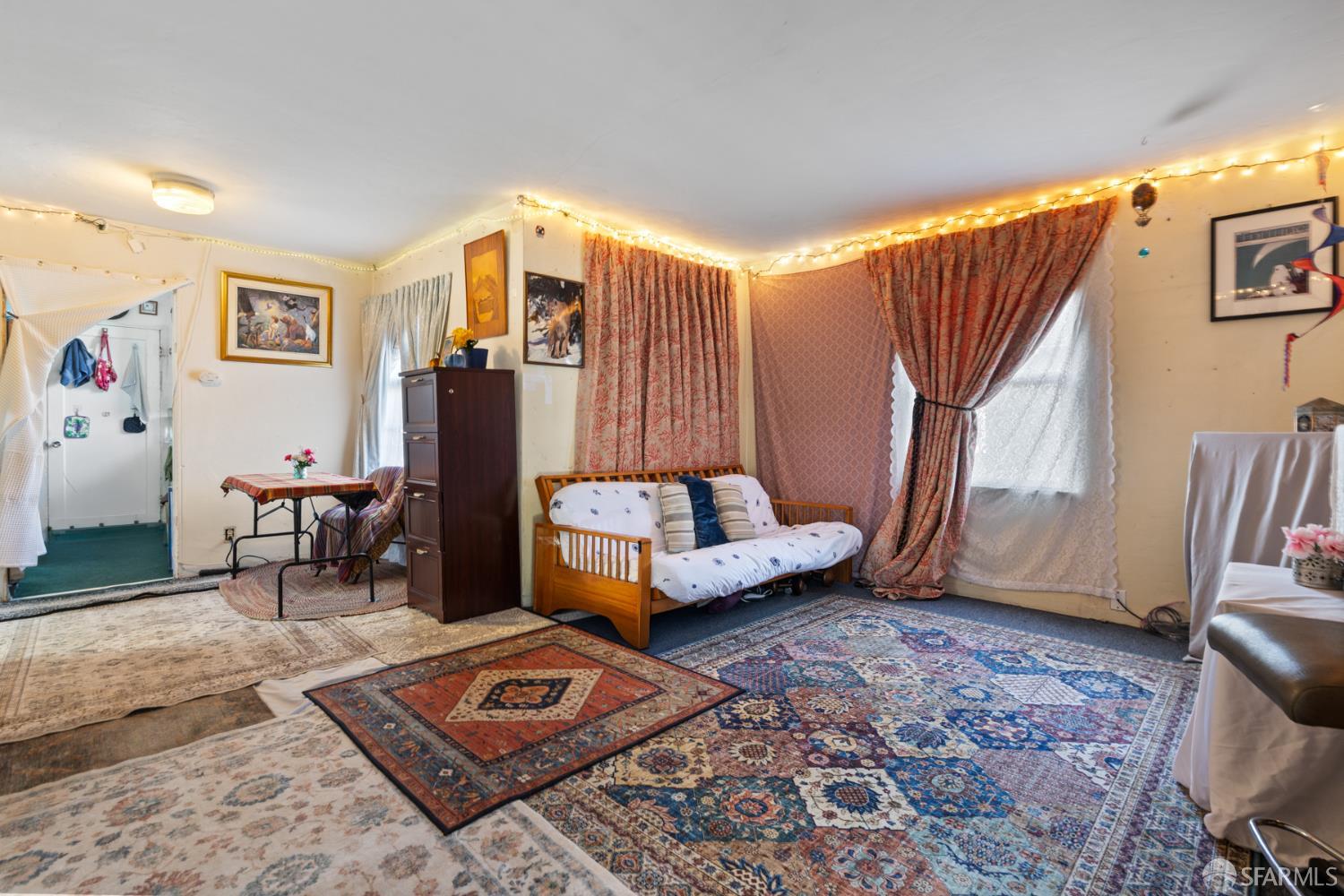 Detail Gallery Image 7 of 19 For 481 Rollins Rd, Burlingame,  CA 94010 - – Beds | – Baths