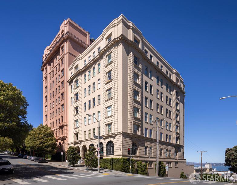 Photo #2: 425071132 Listing 