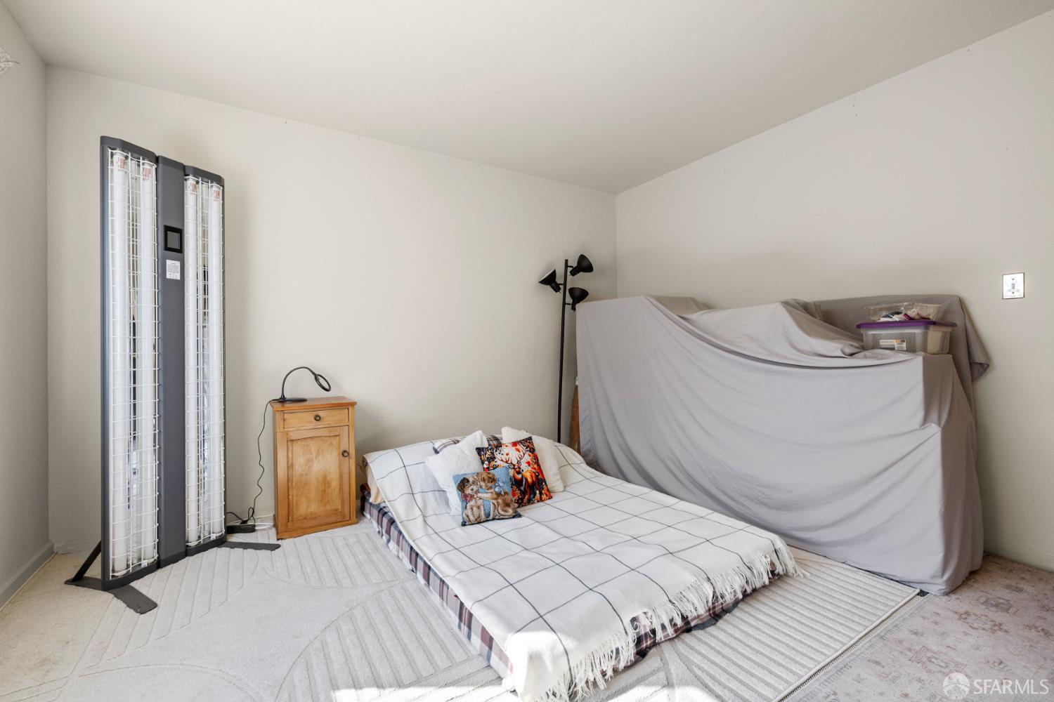 Detail Gallery Image 16 of 19 For 481 Rollins Rd, Burlingame,  CA 94010 - – Beds | – Baths