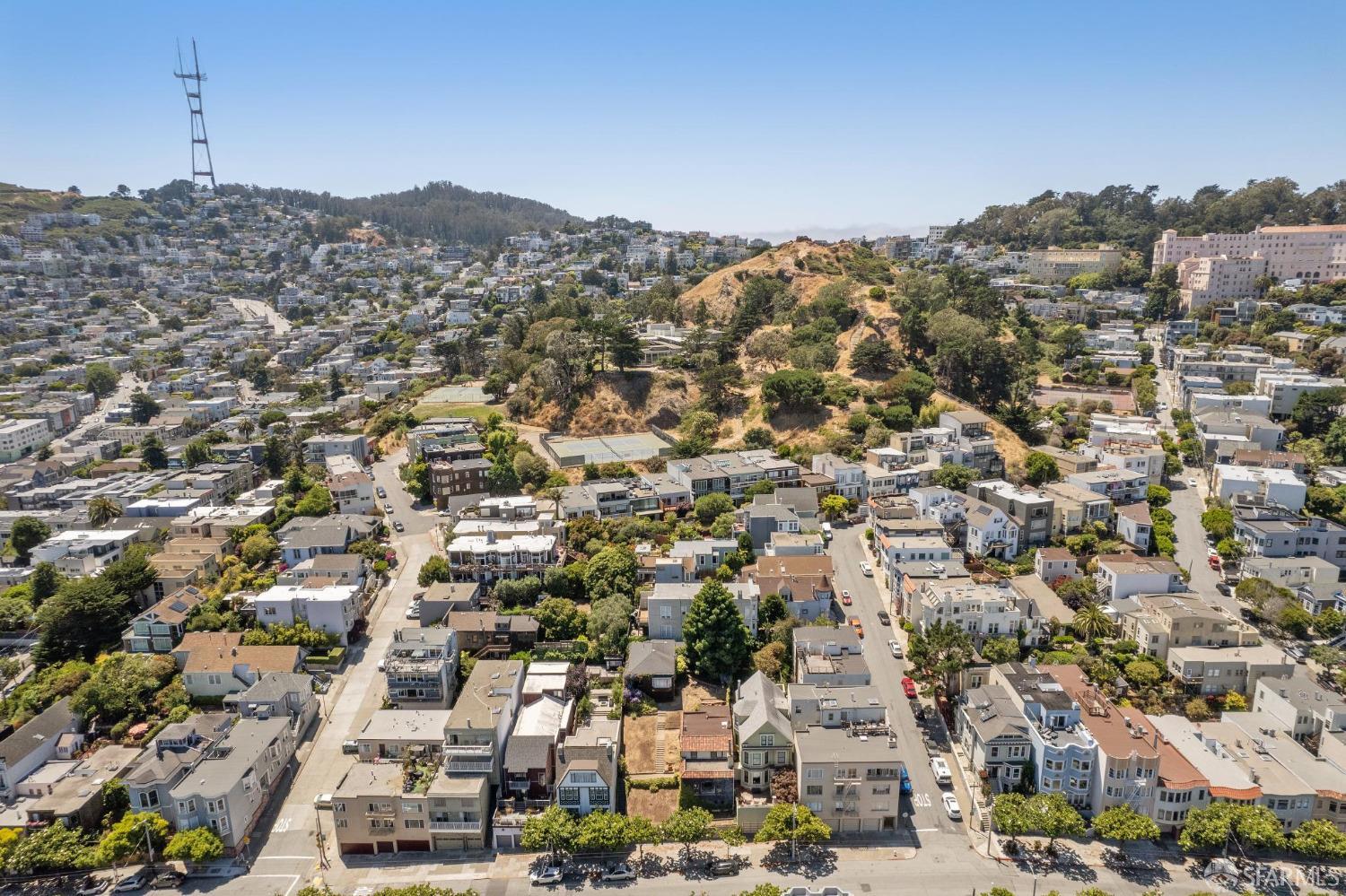 Detail Gallery Image 11 of 20 For 262 Castro St, San Francisco,  CA 94114 - 2 Beds | 2 Baths