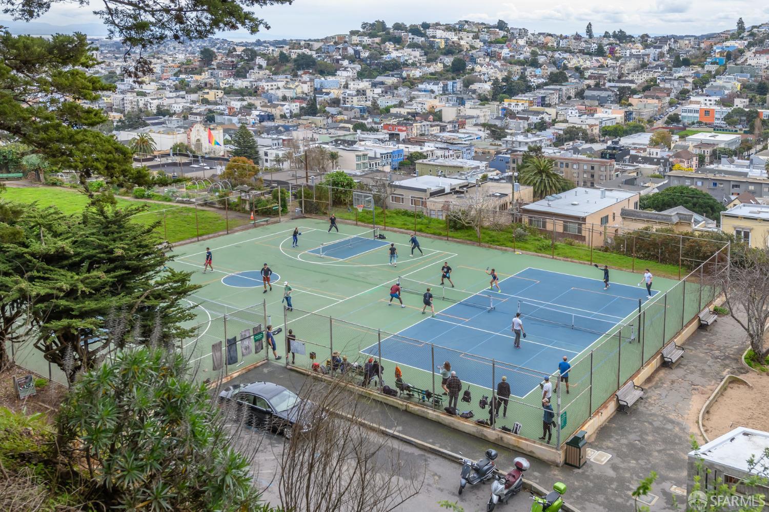 Detail Gallery Image 20 of 20 For 260 Castro St, San Francisco,  CA 94114 - 2 Beds | 1 Baths