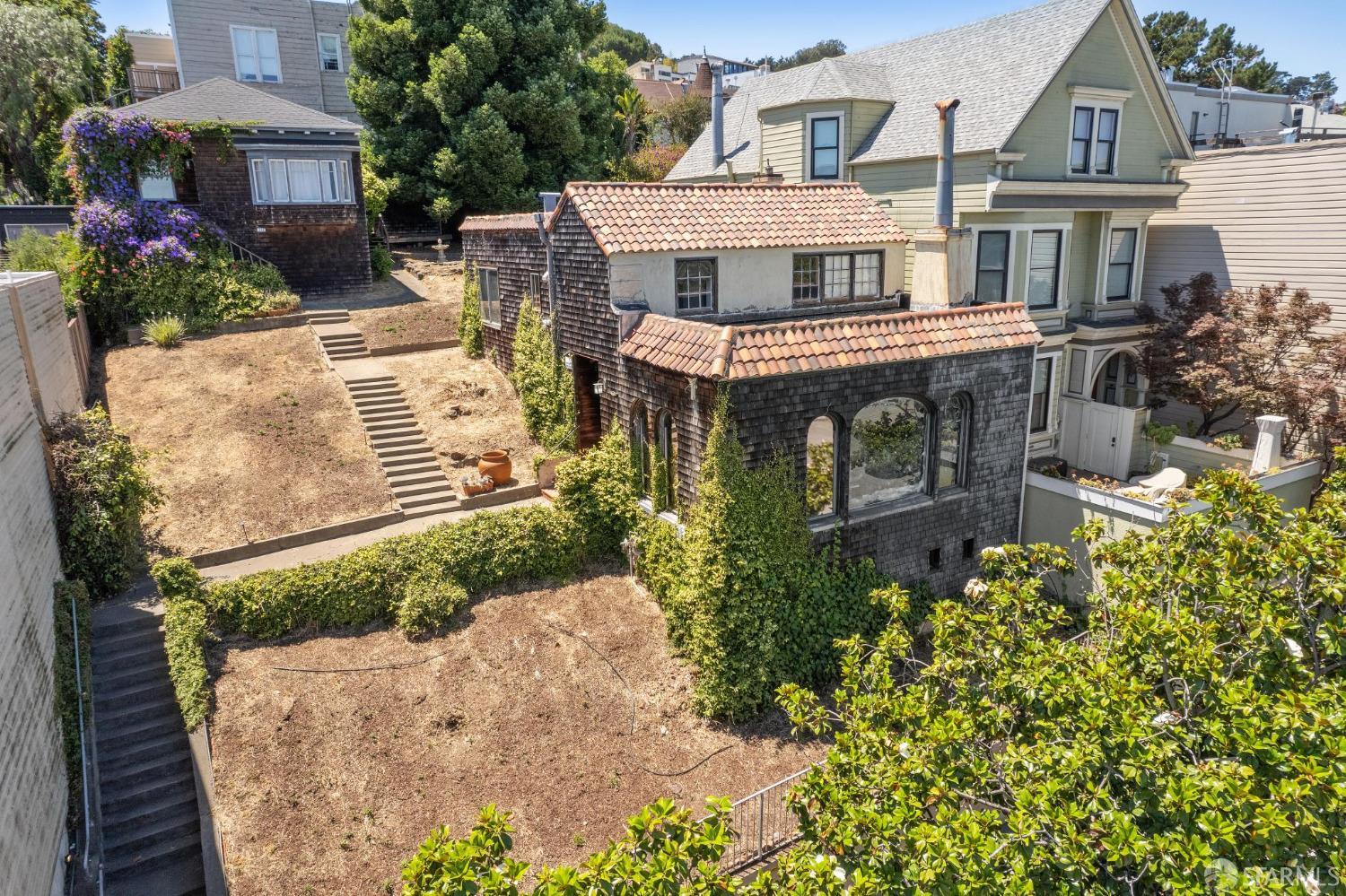 Detail Gallery Image 10 of 20 For 260 Castro St, San Francisco,  CA 94114 - 2 Beds | 1 Baths