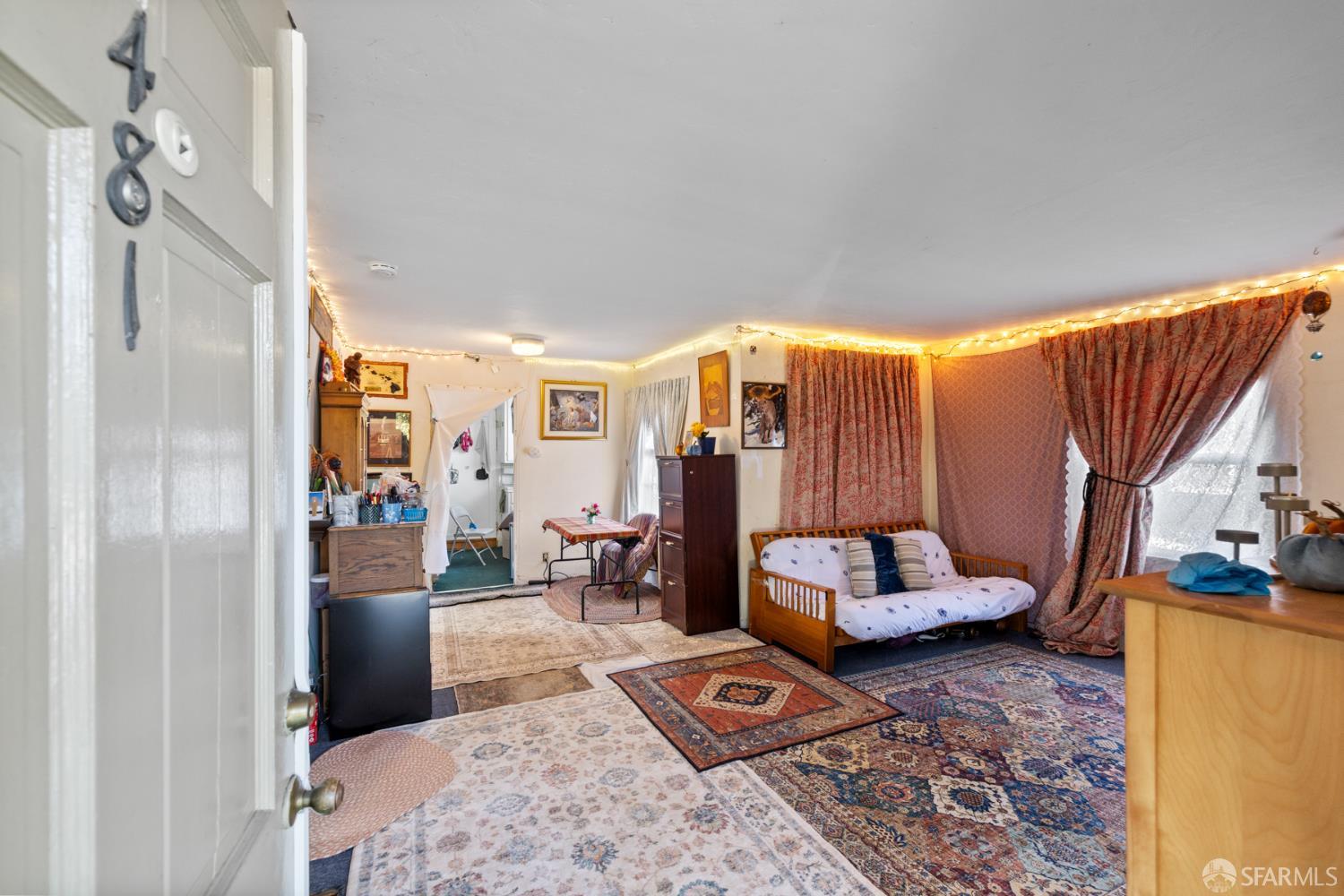 Detail Gallery Image 5 of 19 For 481 Rollins Rd, Burlingame,  CA 94010 - – Beds | – Baths