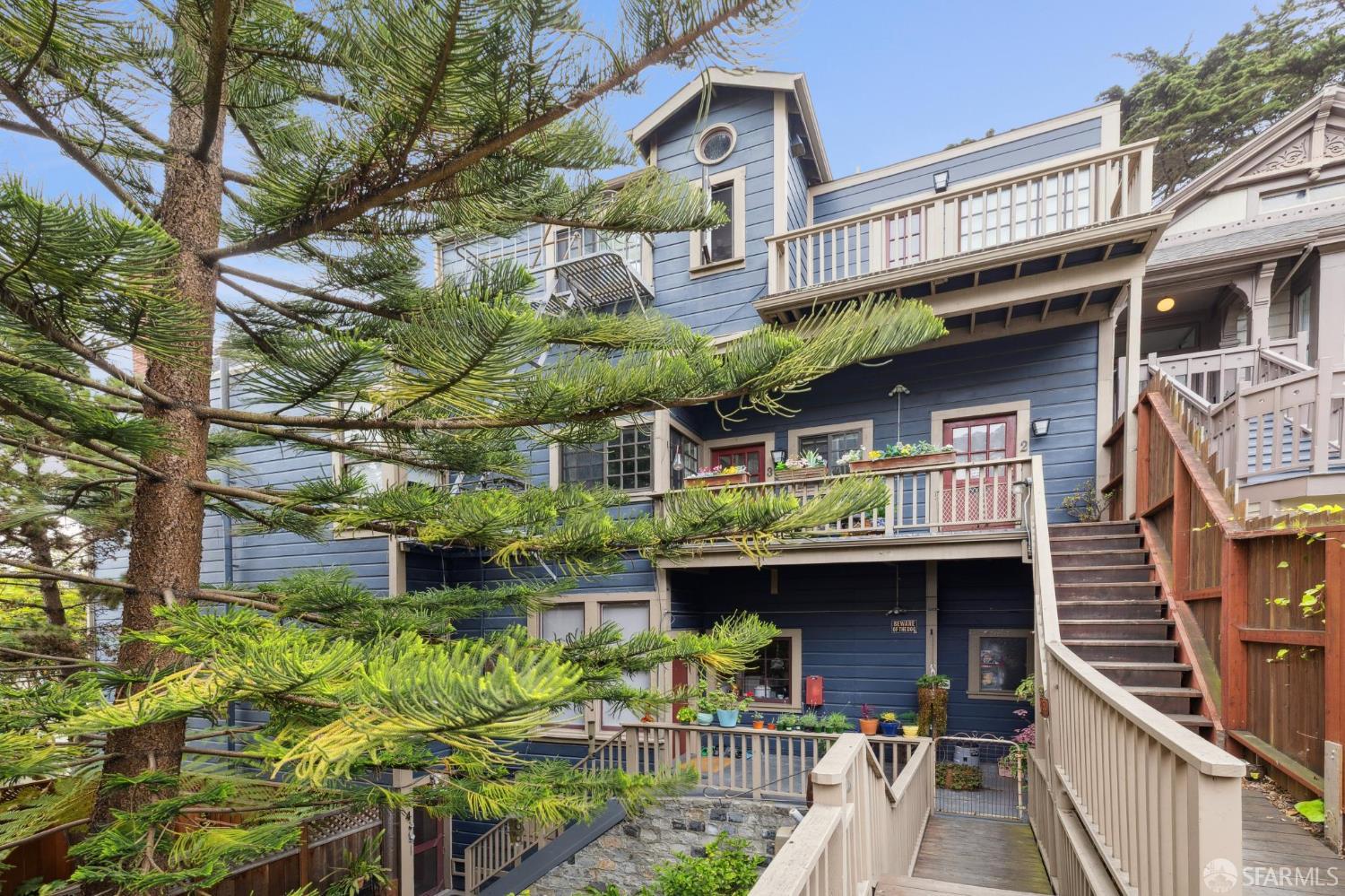 Front Image Thumbnail for SF425075542