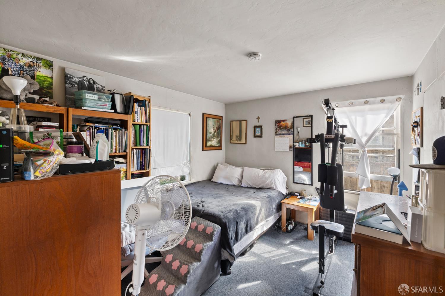 Detail Gallery Image 13 of 19 For 481 Rollins Rd, Burlingame,  CA 94010 - – Beds | – Baths