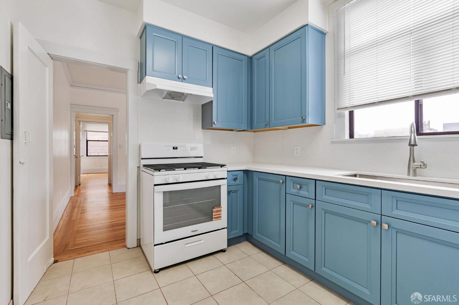 Detail Gallery Image 9 of 46 For 2201 Clement St, San Francisco,  CA 94121 - – Beds | – Baths