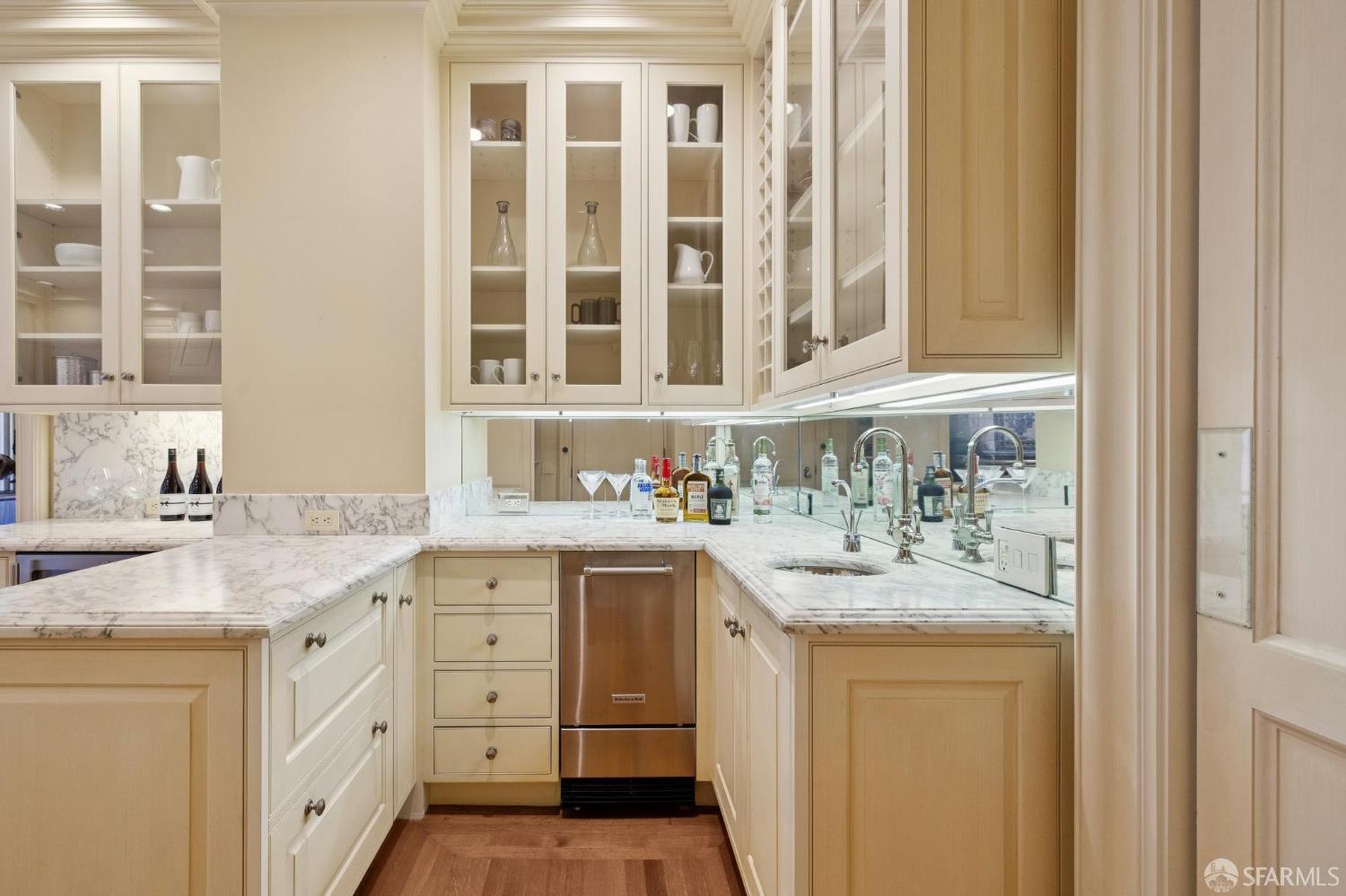 Photo #31: 425071132 Listing: Photo #31