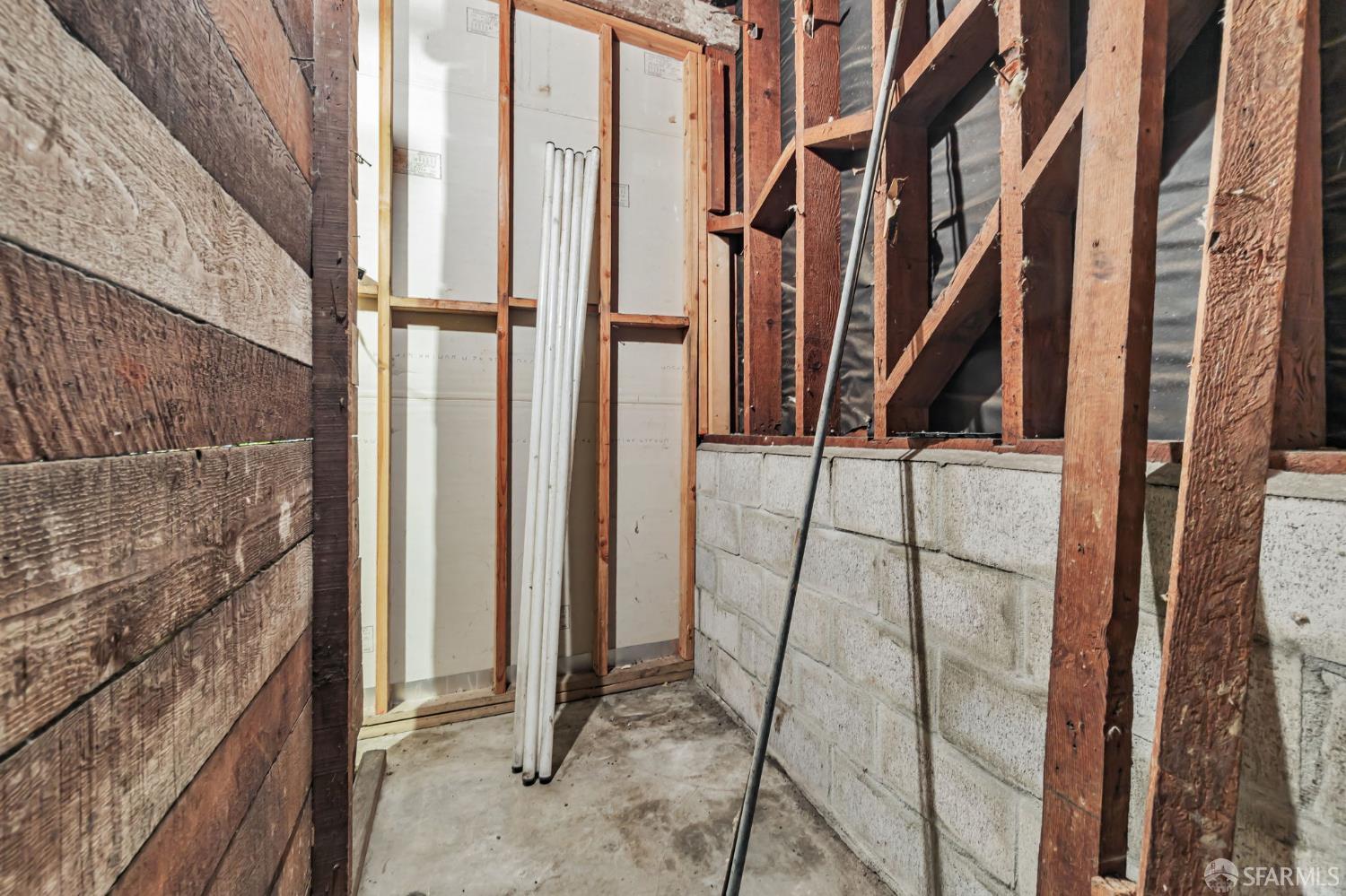 Detail Gallery Image 24 of 46 For 2201 Clement St, San Francisco,  CA 94121 - – Beds | – Baths