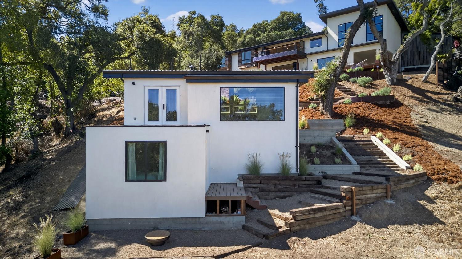 Detail Gallery Image 24 of 31 For 205 Crestview Dr, Orinda,  CA 94563 - 6 Beds | 6/1 Baths