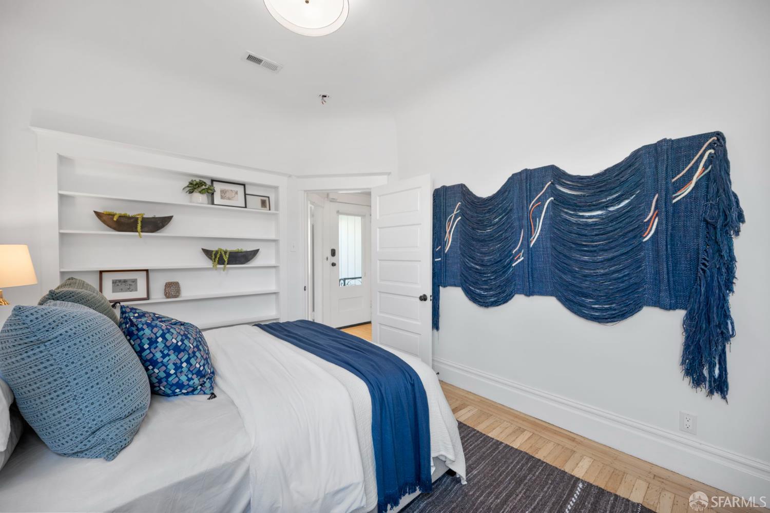 Photo #9: 425067755 Listing: Photo #9