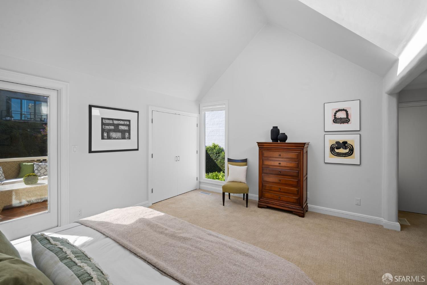 Detail Gallery Image 49 of 73 For 2341 Leavenworth St, San Francisco,  CA 94133 - 4 Beds | 4 Baths