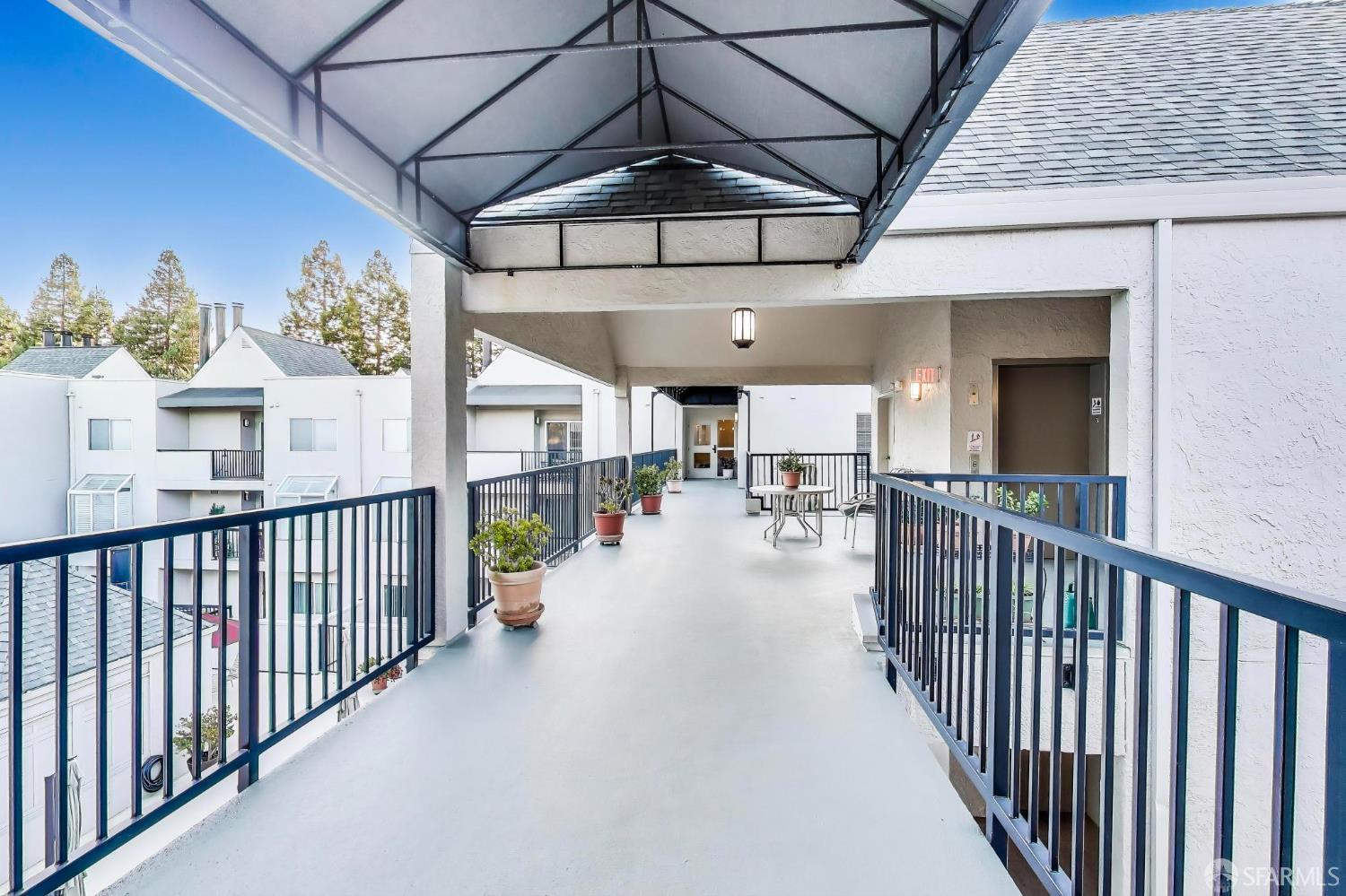 Detail Gallery Image 23 of 34 For 3183 Wayside Plz #308,  Walnut Creek,  CA 94597 - 2 Beds | 2 Baths