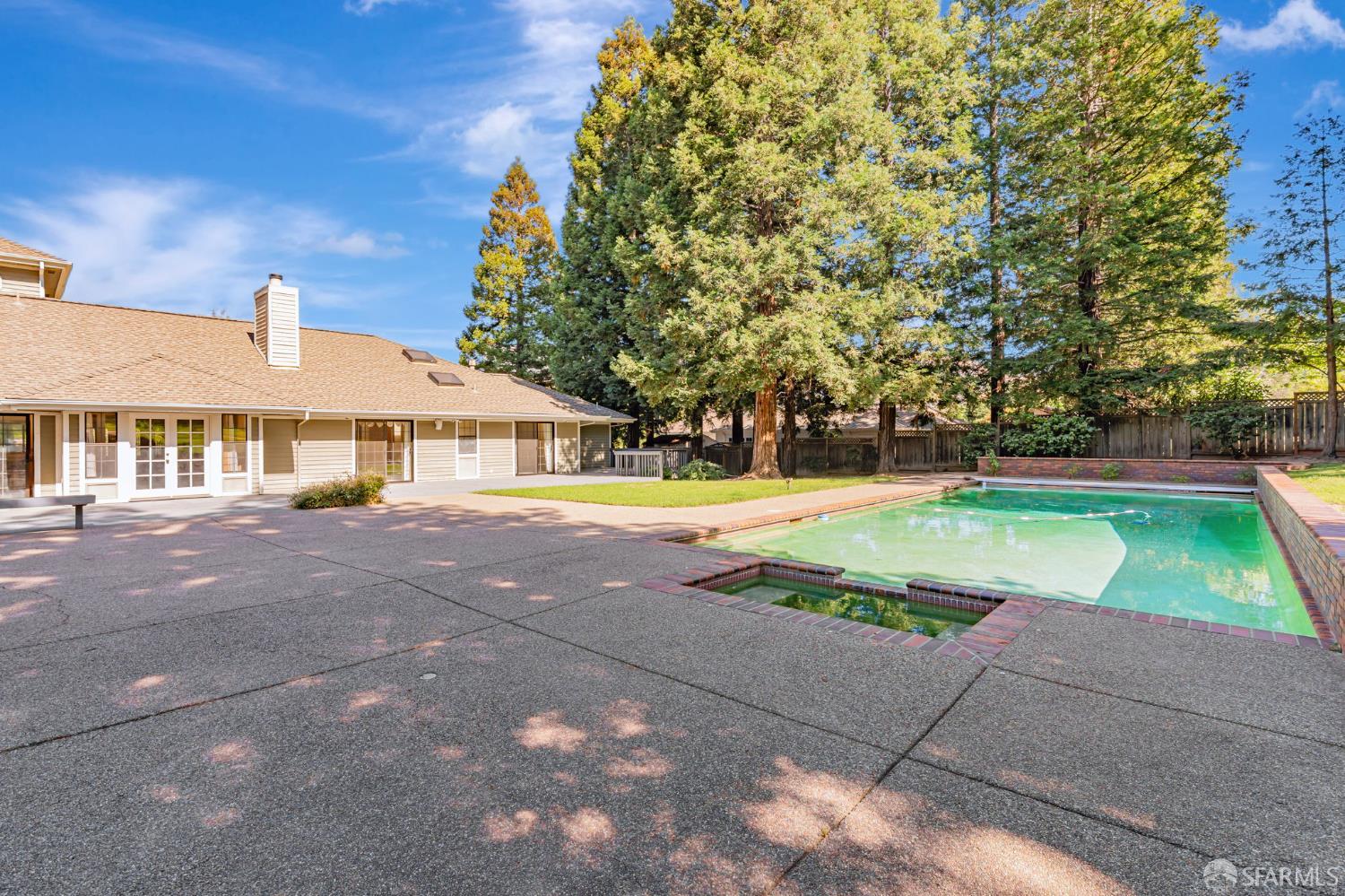 Detail Gallery Image 69 of 79 For 165 Pine Creek Rd, Walnut Creek,  CA 94598 - 4 Beds | 3/1 Baths