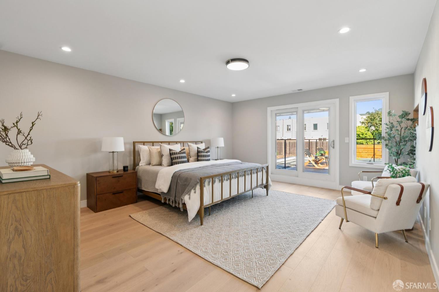 Detail Gallery Image 45 of 99 For 2042 23rd Ave, San Francisco,  CA 94116 - 3 Beds | 3/1 Baths