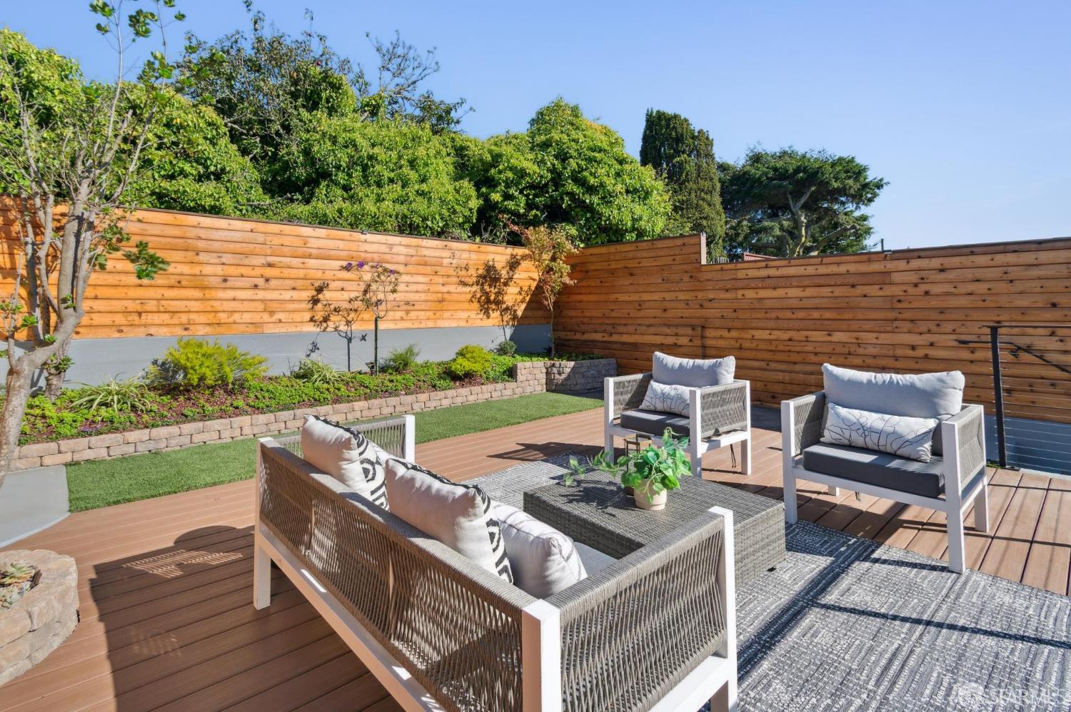 Detail Gallery Image 95 of 99 For 2042 23rd Ave, San Francisco,  CA 94116 - 3 Beds | 3/1 Baths