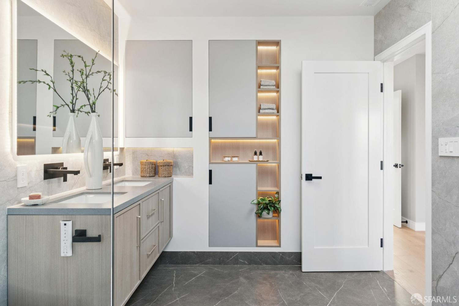 Detail Gallery Image 61 of 99 For 2042 23rd Ave, San Francisco,  CA 94116 - 3 Beds | 3/1 Baths