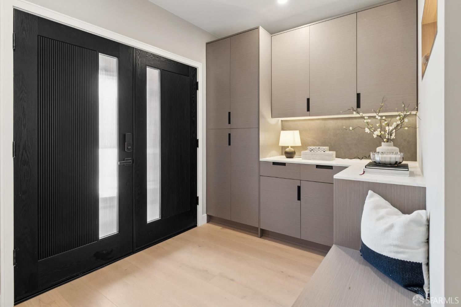 Detail Gallery Image 7 of 99 For 2042 23rd Ave, San Francisco,  CA 94116 - 3 Beds | 3/1 Baths