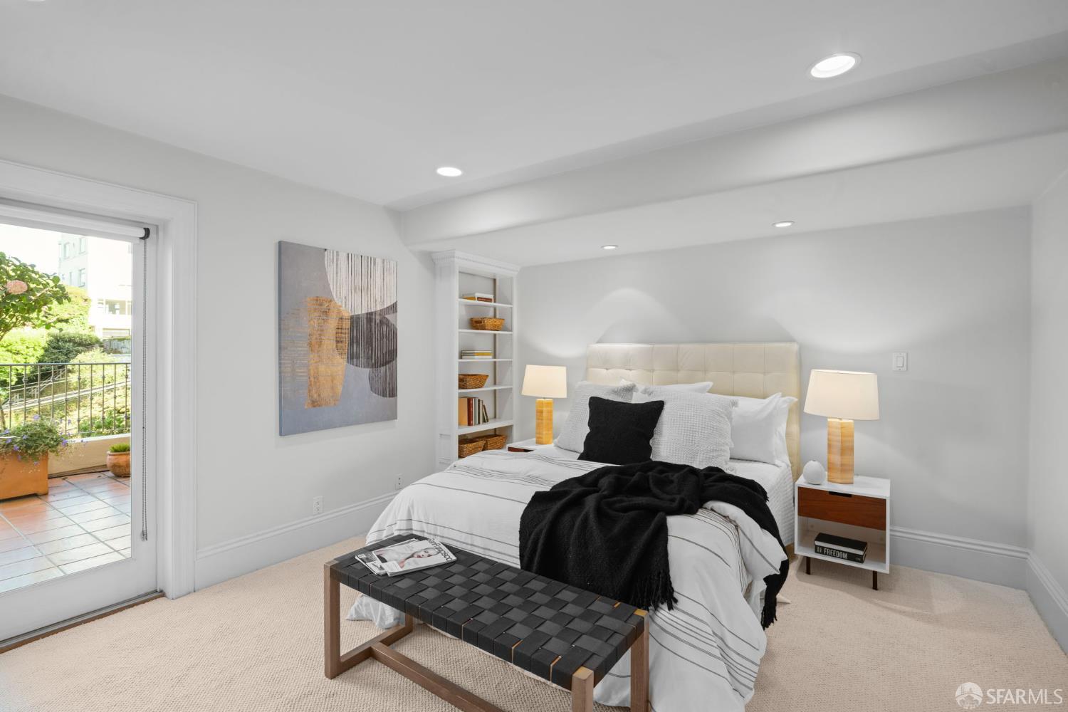 Detail Gallery Image 56 of 73 For 2341 Leavenworth St, San Francisco,  CA 94133 - 4 Beds | 4 Baths