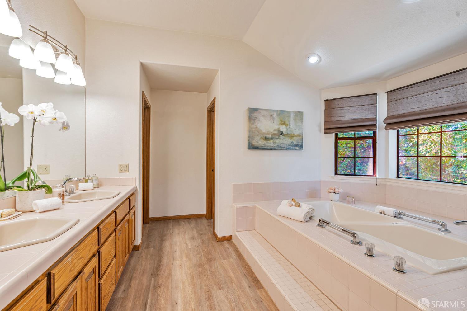 Detail Gallery Image 51 of 79 For 165 Pine Creek Rd, Walnut Creek,  CA 94598 - 4 Beds | 3/1 Baths