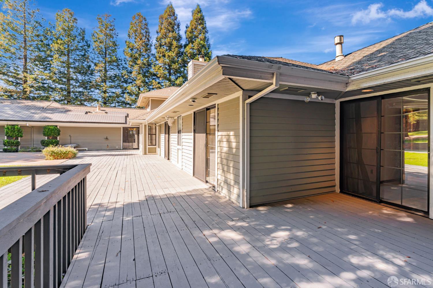 Detail Gallery Image 68 of 79 For 165 Pine Creek Rd, Walnut Creek,  CA 94598 - 4 Beds | 3/1 Baths