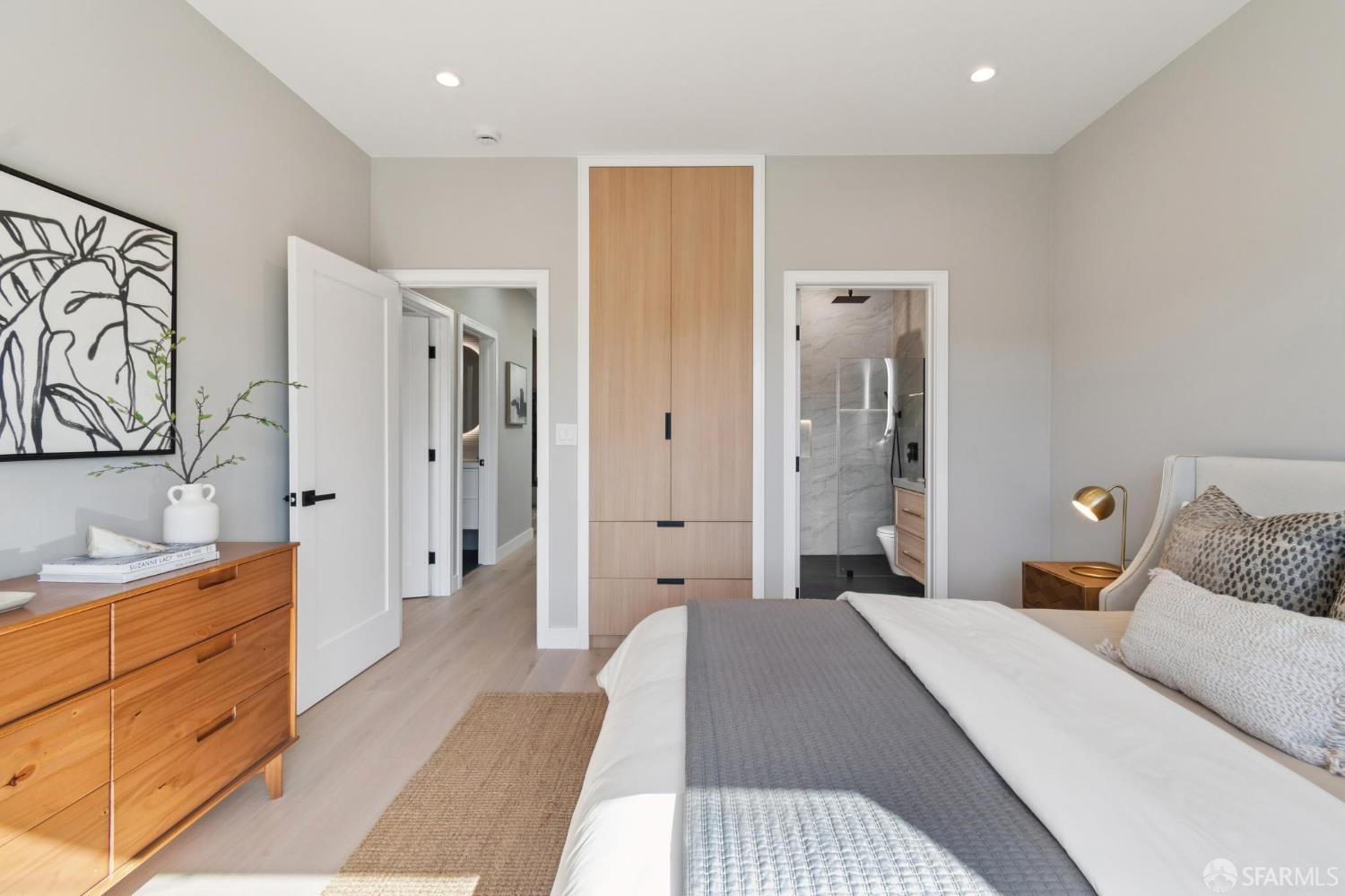 Detail Gallery Image 72 of 99 For 2042 23rd Ave, San Francisco,  CA 94116 - 3 Beds | 3/1 Baths