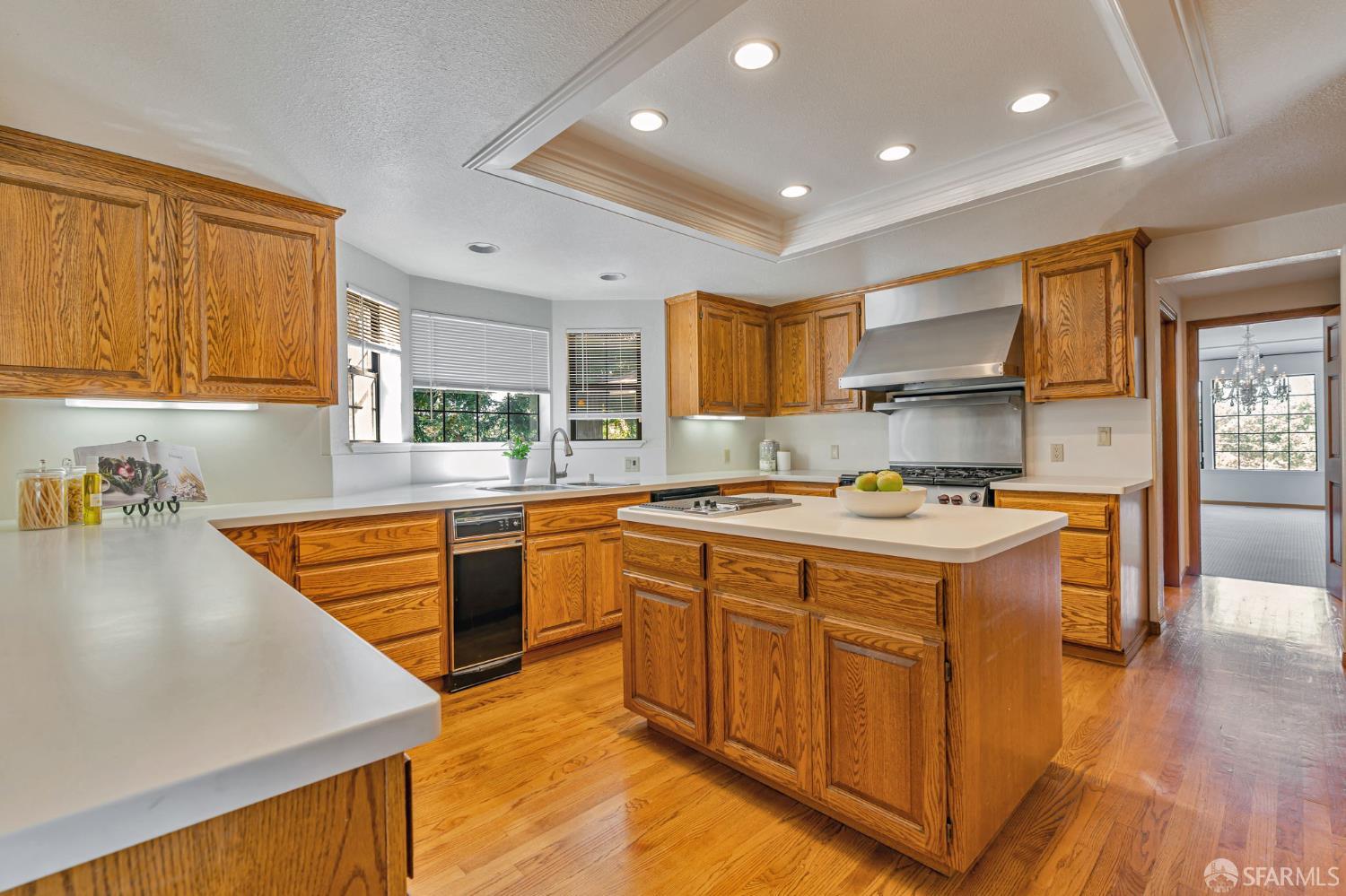 Detail Gallery Image 27 of 79 For 165 Pine Creek Rd, Walnut Creek,  CA 94598 - 4 Beds | 3/1 Baths