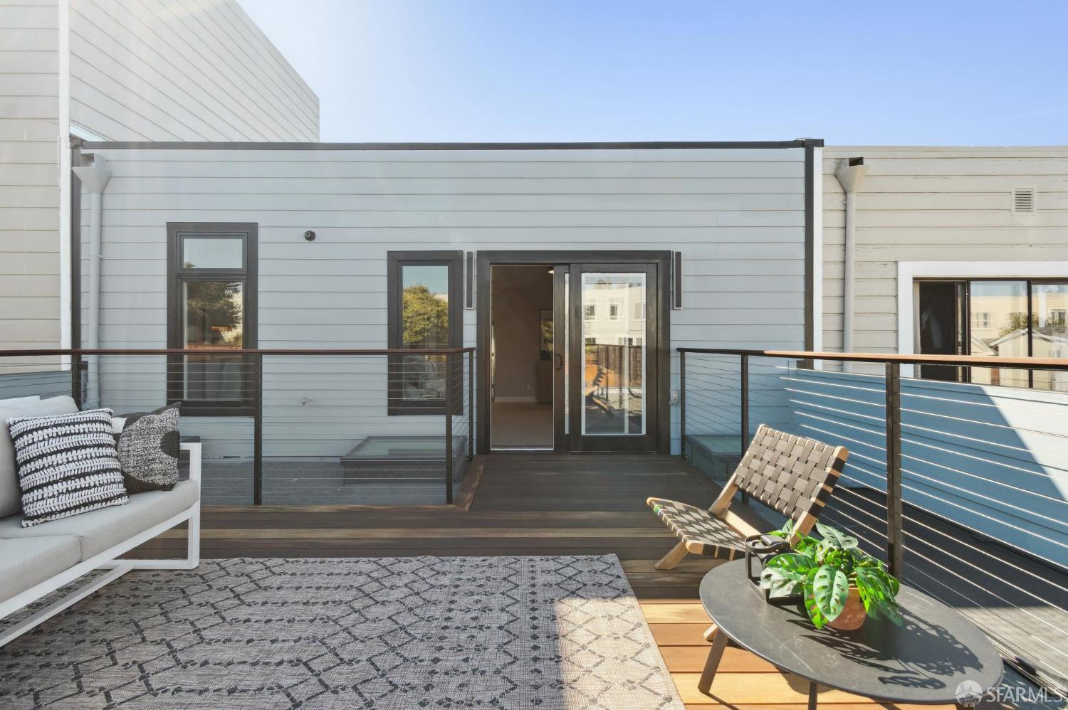 Detail Gallery Image 56 of 99 For 2042 23rd Ave, San Francisco,  CA 94116 - 3 Beds | 3/1 Baths