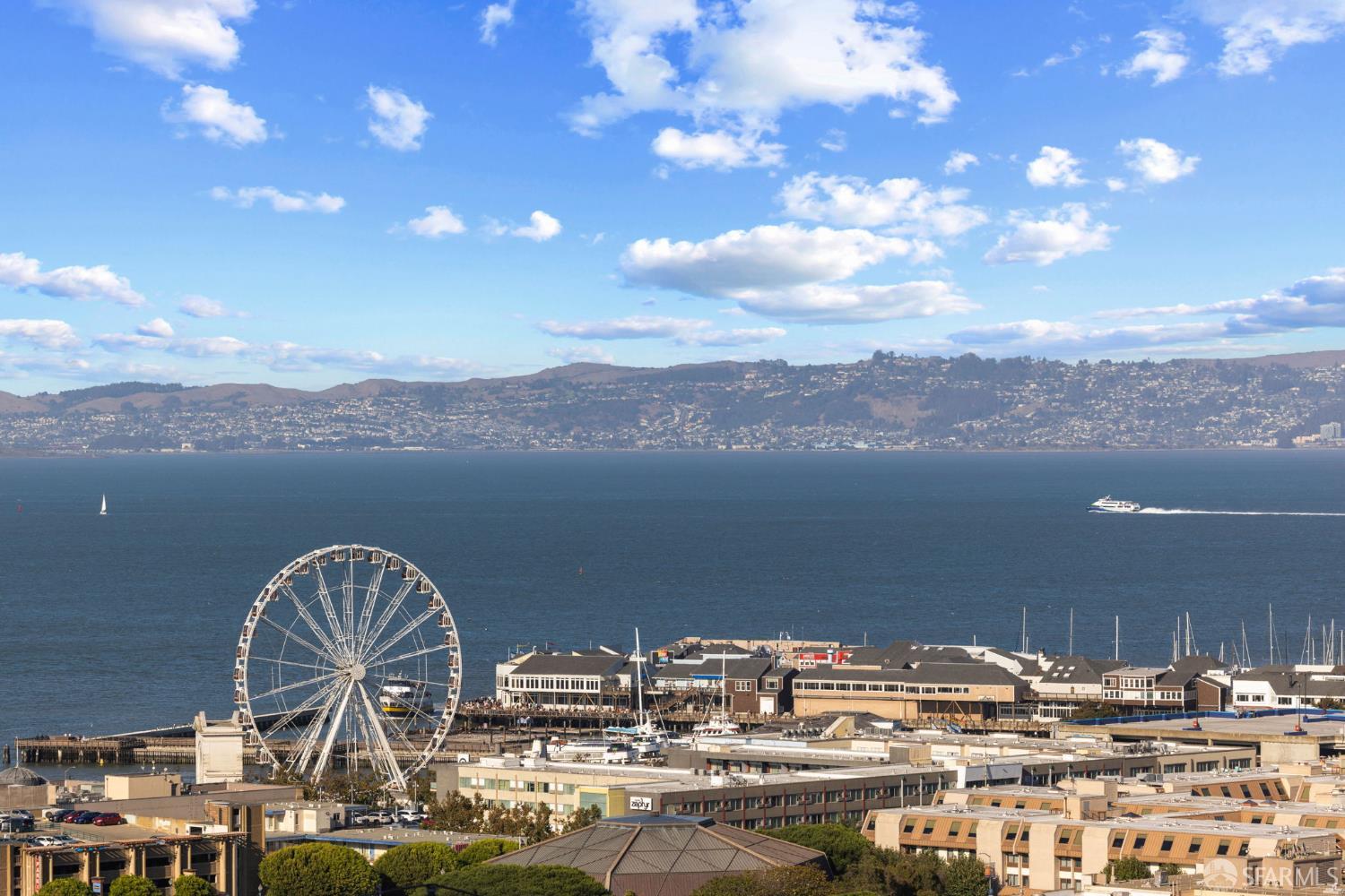 Detail Gallery Image 41 of 73 For 2341 Leavenworth St, San Francisco,  CA 94133 - 4 Beds | 4 Baths