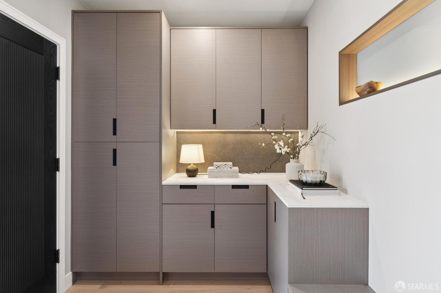 Detail Gallery Image 5 of 99 For 2042 23rd Ave, San Francisco,  CA 94116 - 3 Beds | 3/1 Baths