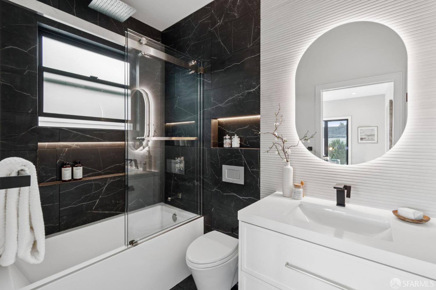 Detail Gallery Image 82 of 99 For 2042 23rd Ave, San Francisco,  CA 94116 - 3 Beds | 3/1 Baths