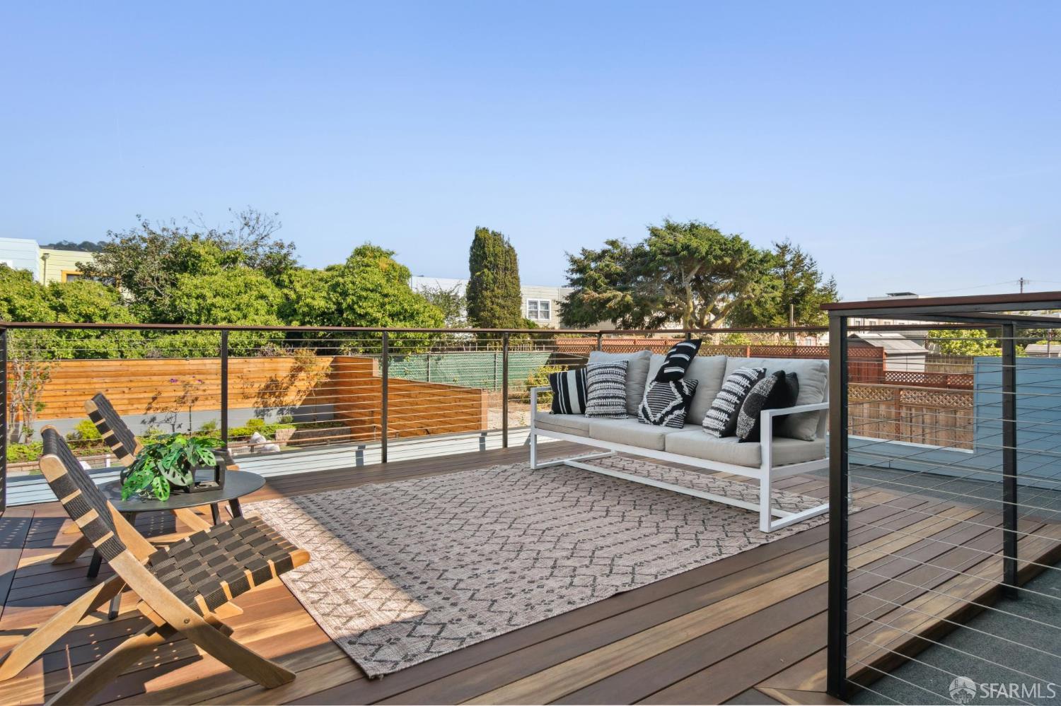 Detail Gallery Image 53 of 99 For 2042 23rd Ave, San Francisco,  CA 94116 - 3 Beds | 3/1 Baths