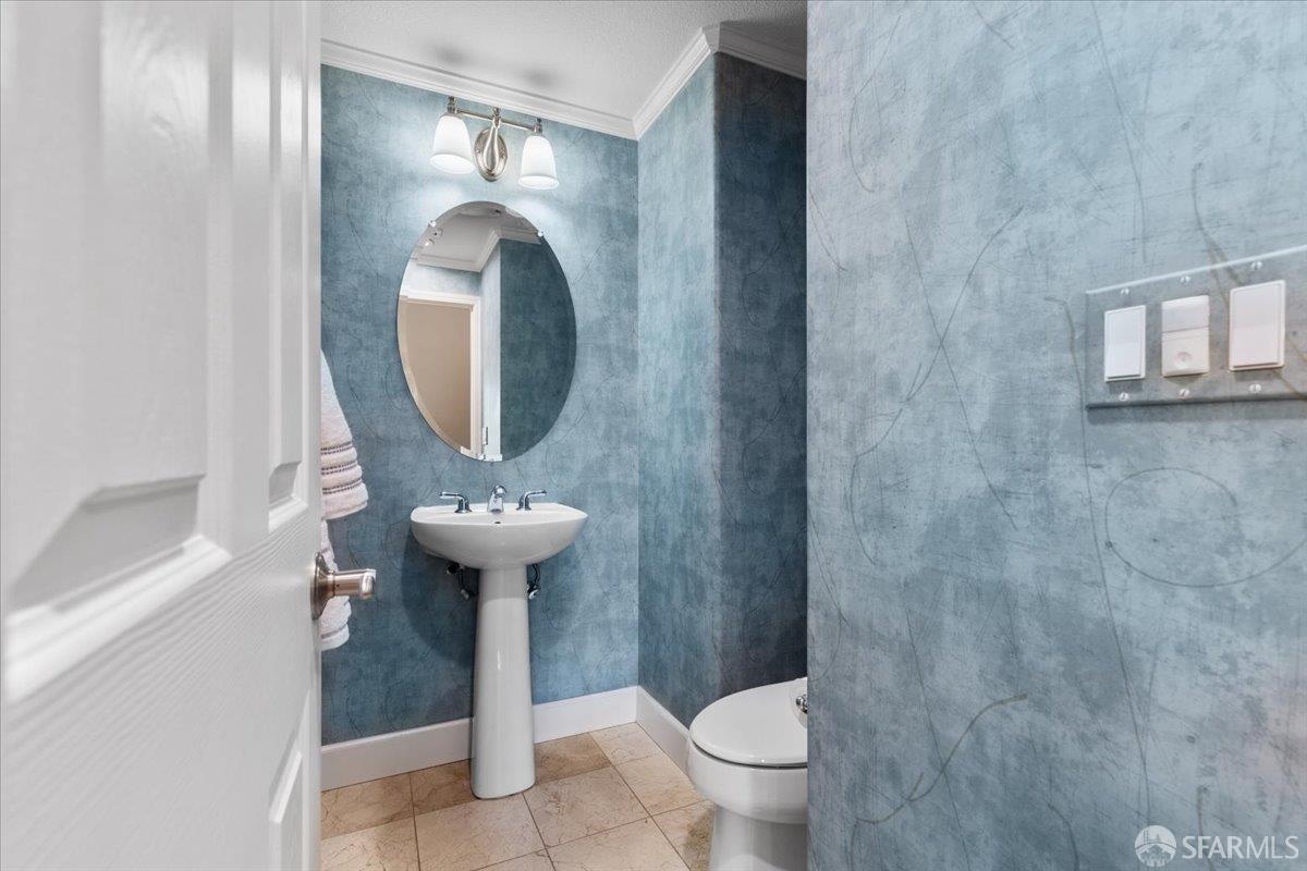 Detail Gallery Image 33 of 51 For 1287 Marcello Dr, San Jose,  CA 95131 - 1 Beds | 1/1 Baths