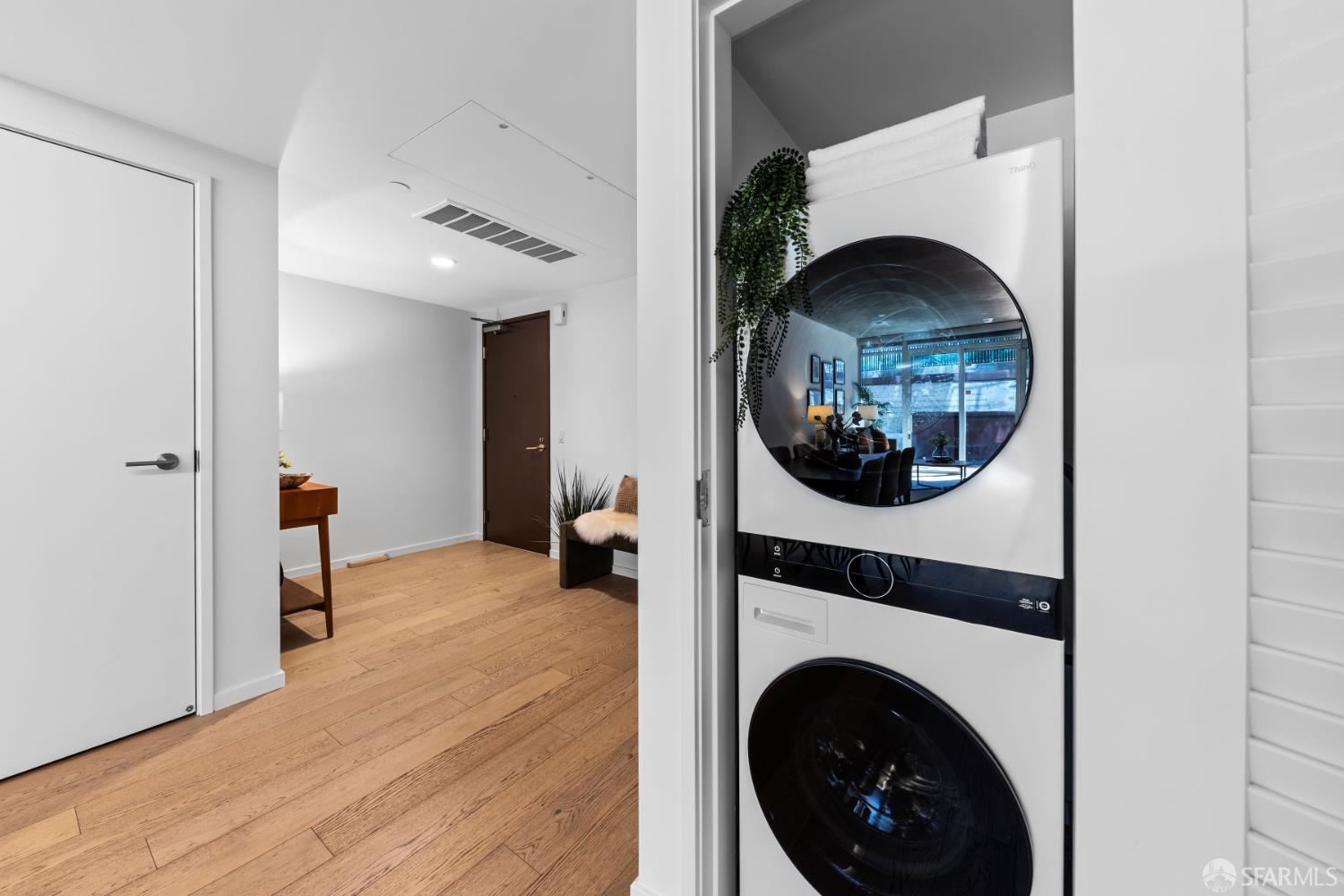 Photo #15: 425059640 Listing: Photo #15