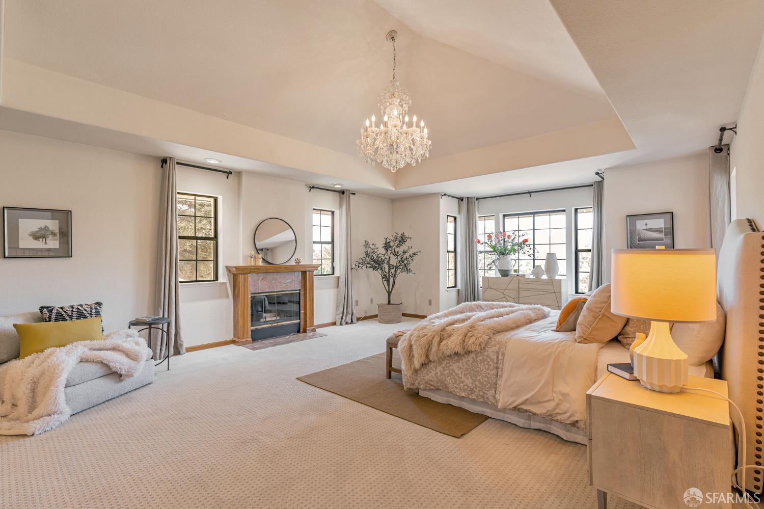 Detail Gallery Image 34 of 79 For 165 Pine Creek Rd, Walnut Creek,  CA 94598 - 4 Beds | 3/1 Baths