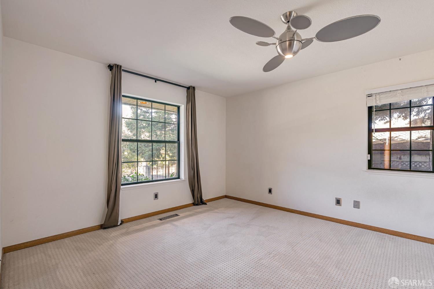 Detail Gallery Image 38 of 79 For 165 Pine Creek Rd, Walnut Creek,  CA 94598 - 4 Beds | 3/1 Baths