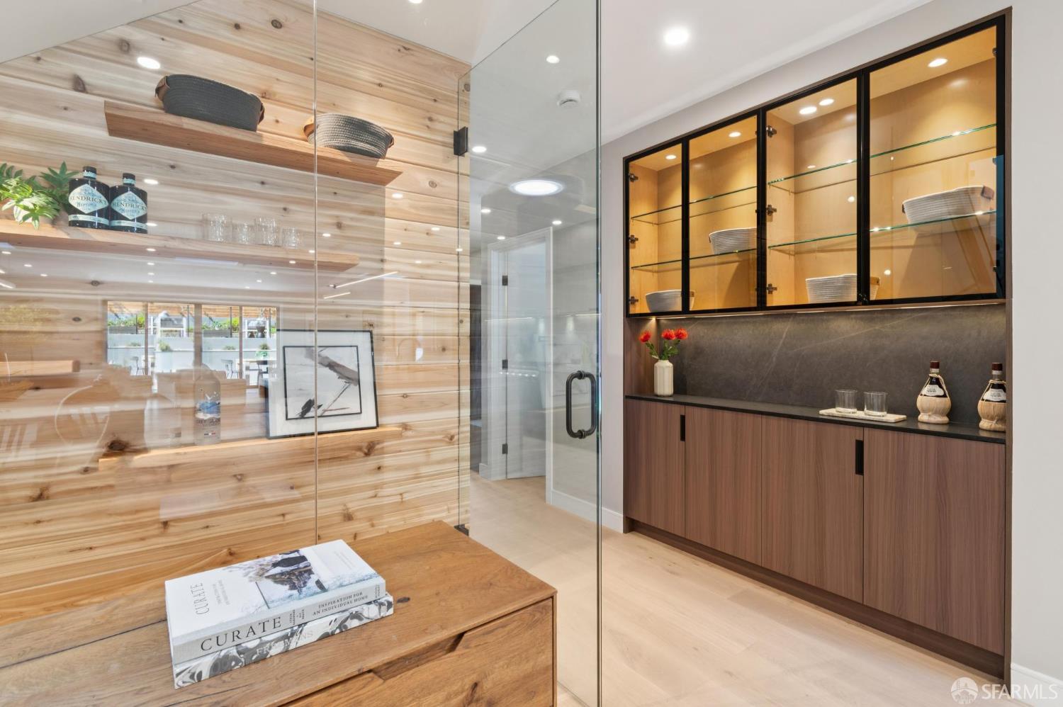 Detail Gallery Image 35 of 99 For 2042 23rd Ave, San Francisco,  CA 94116 - 3 Beds | 3/1 Baths