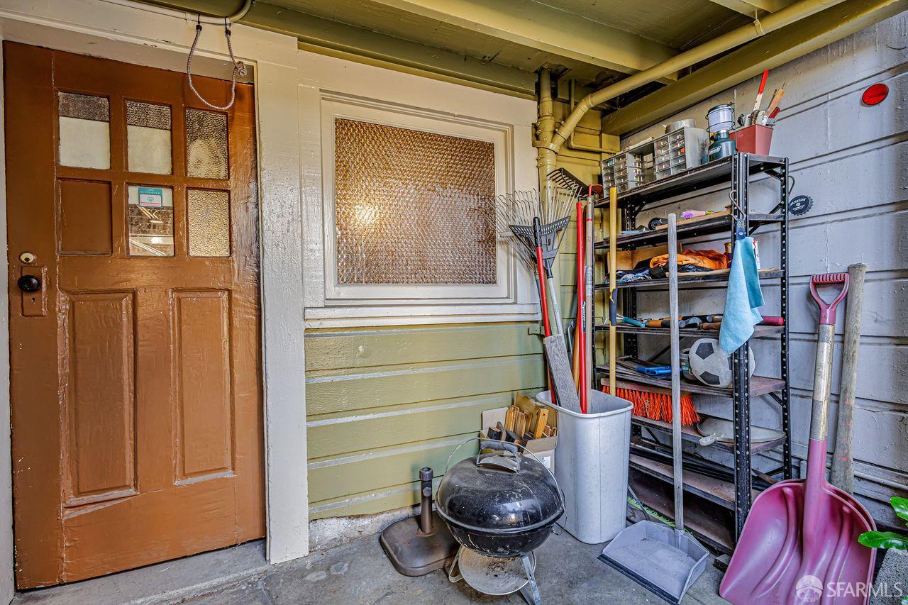 Detail Gallery Image 3 of 17 For 334 4th Ave, San Francisco,  CA 94118 - – Beds | – Baths