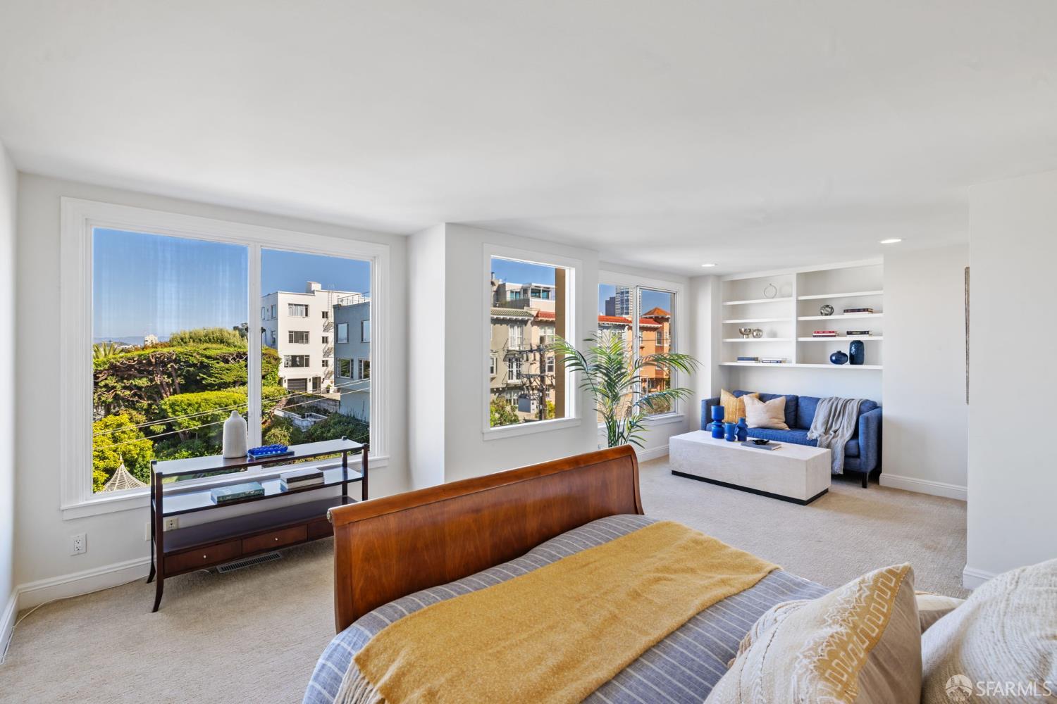 Detail Gallery Image 35 of 73 For 2341 Leavenworth St, San Francisco,  CA 94133 - 4 Beds | 4 Baths