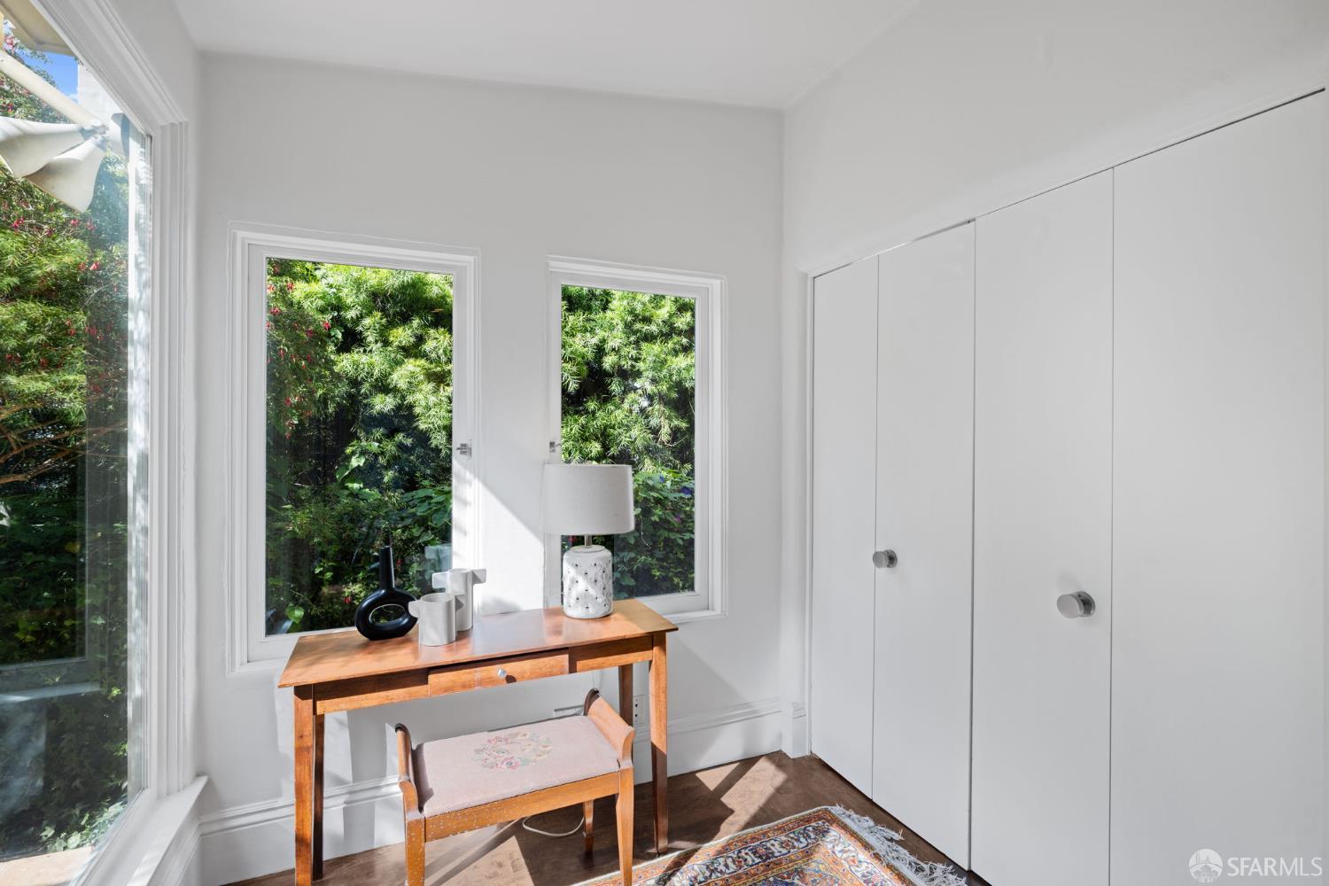 Detail Gallery Image 25 of 73 For 2341 Leavenworth St, San Francisco,  CA 94133 - 4 Beds | 4 Baths