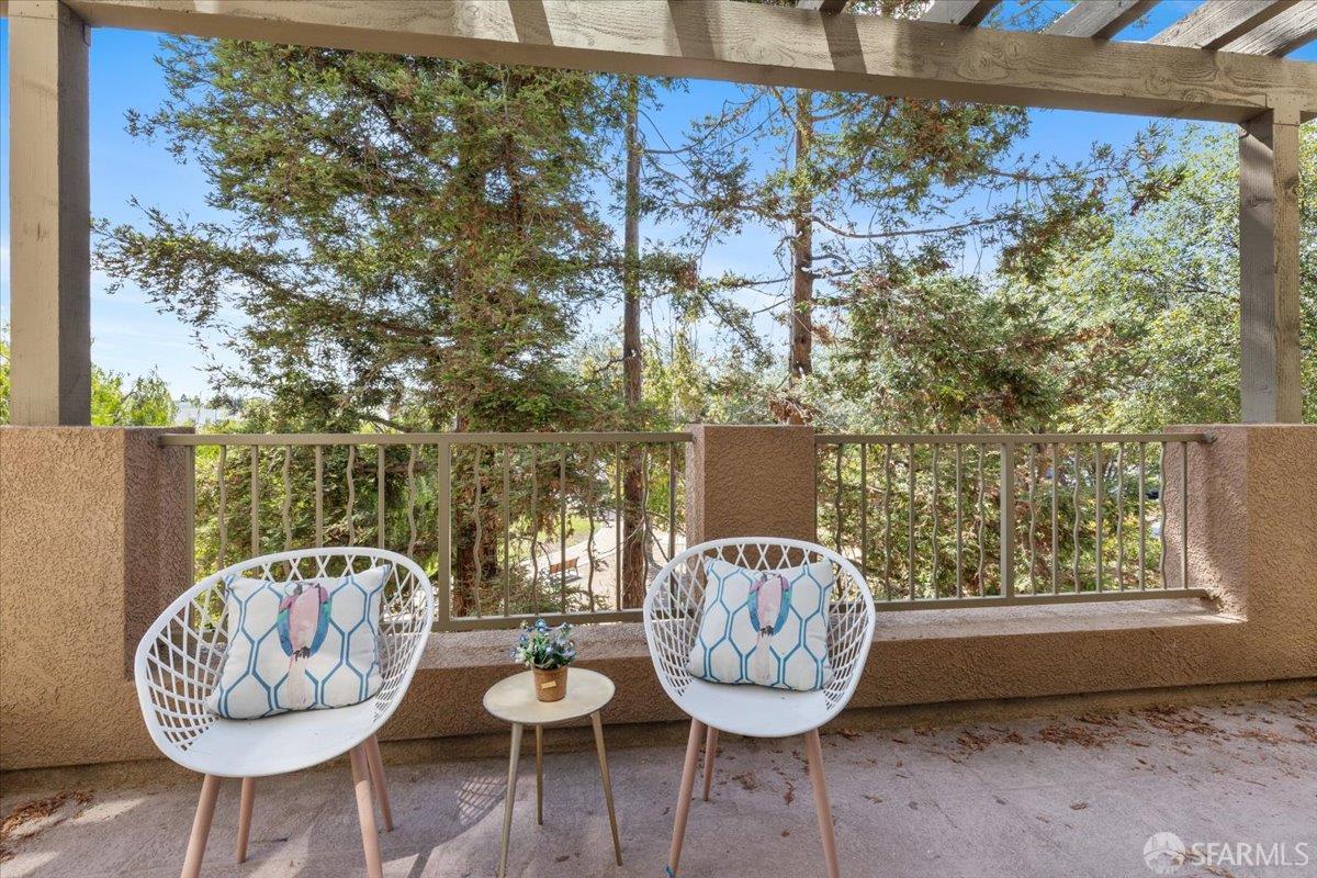 Detail Gallery Image 12 of 51 For 1287 Marcello Dr, San Jose,  CA 95131 - 1 Beds | 1/1 Baths