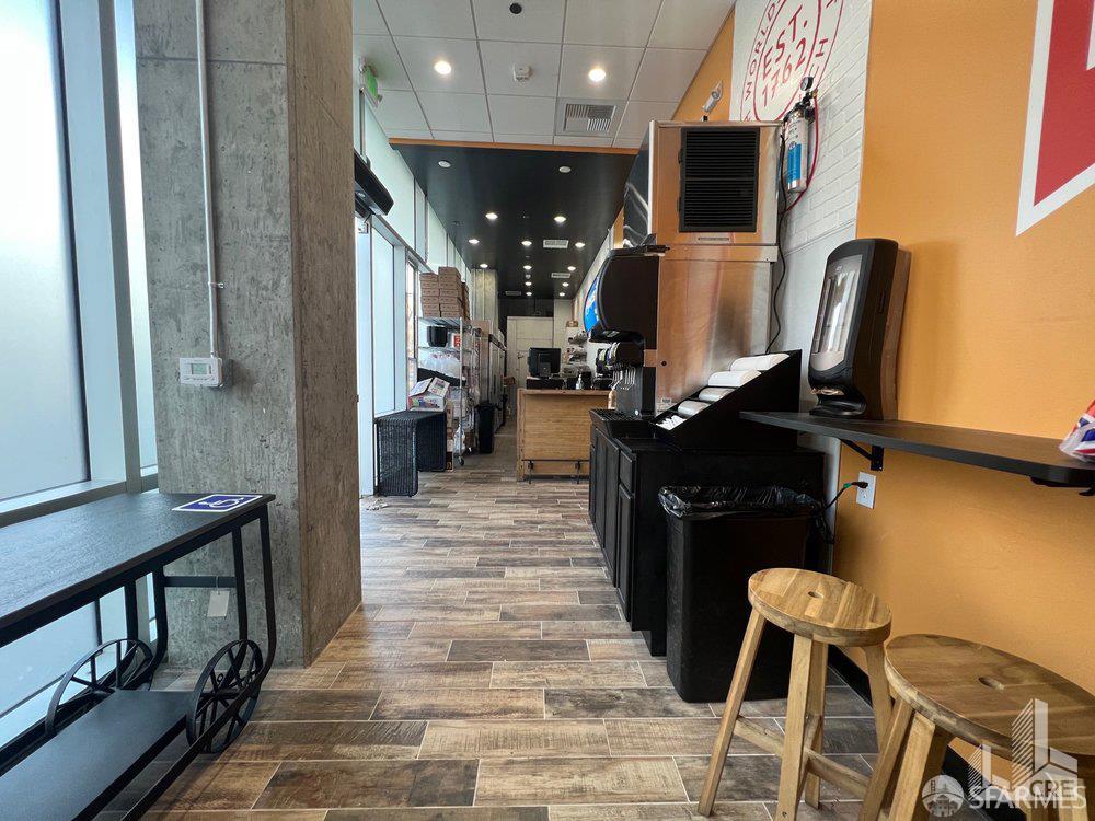 Detail Gallery Image 3 of 8 For 201 King St #213,  San Francisco,  CA 94107 - – Beds | – Baths