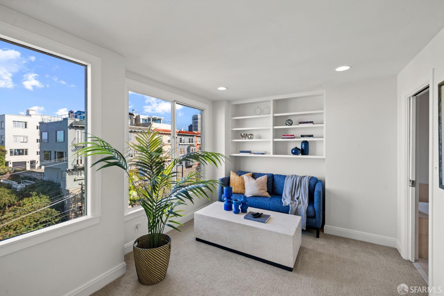 Detail Gallery Image 38 of 73 For 2341 Leavenworth St, San Francisco,  CA 94133 - 4 Beds | 4 Baths