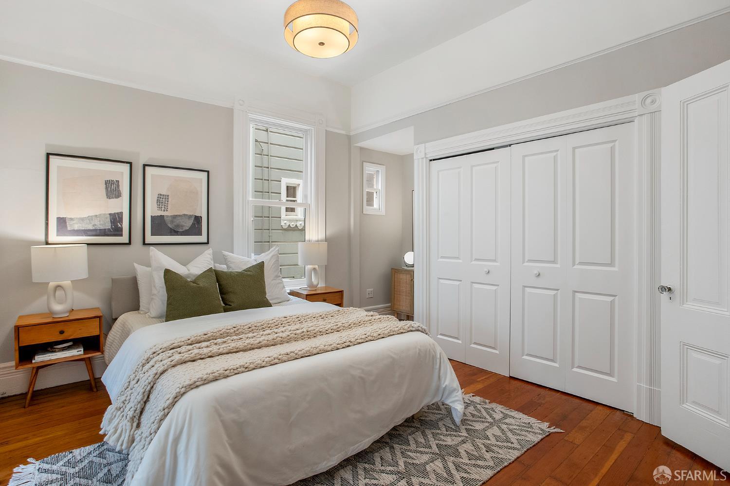 Detail Gallery Image 6 of 22 For 16 Henry St, San Francisco,  CA 94114 - 2 Beds | 1 Baths